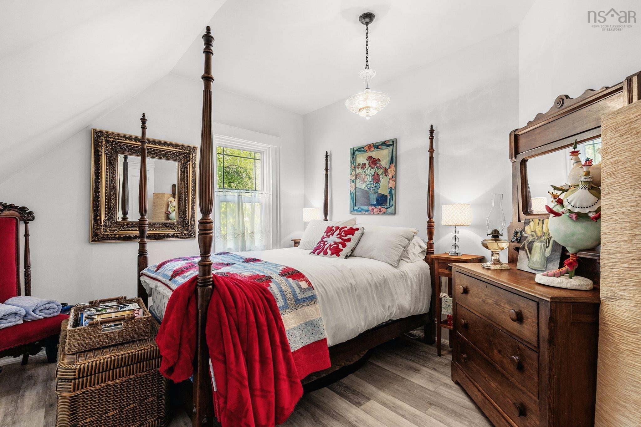 $1,199,000.00: 20 Wilkies Cove Road, Middle Lahave