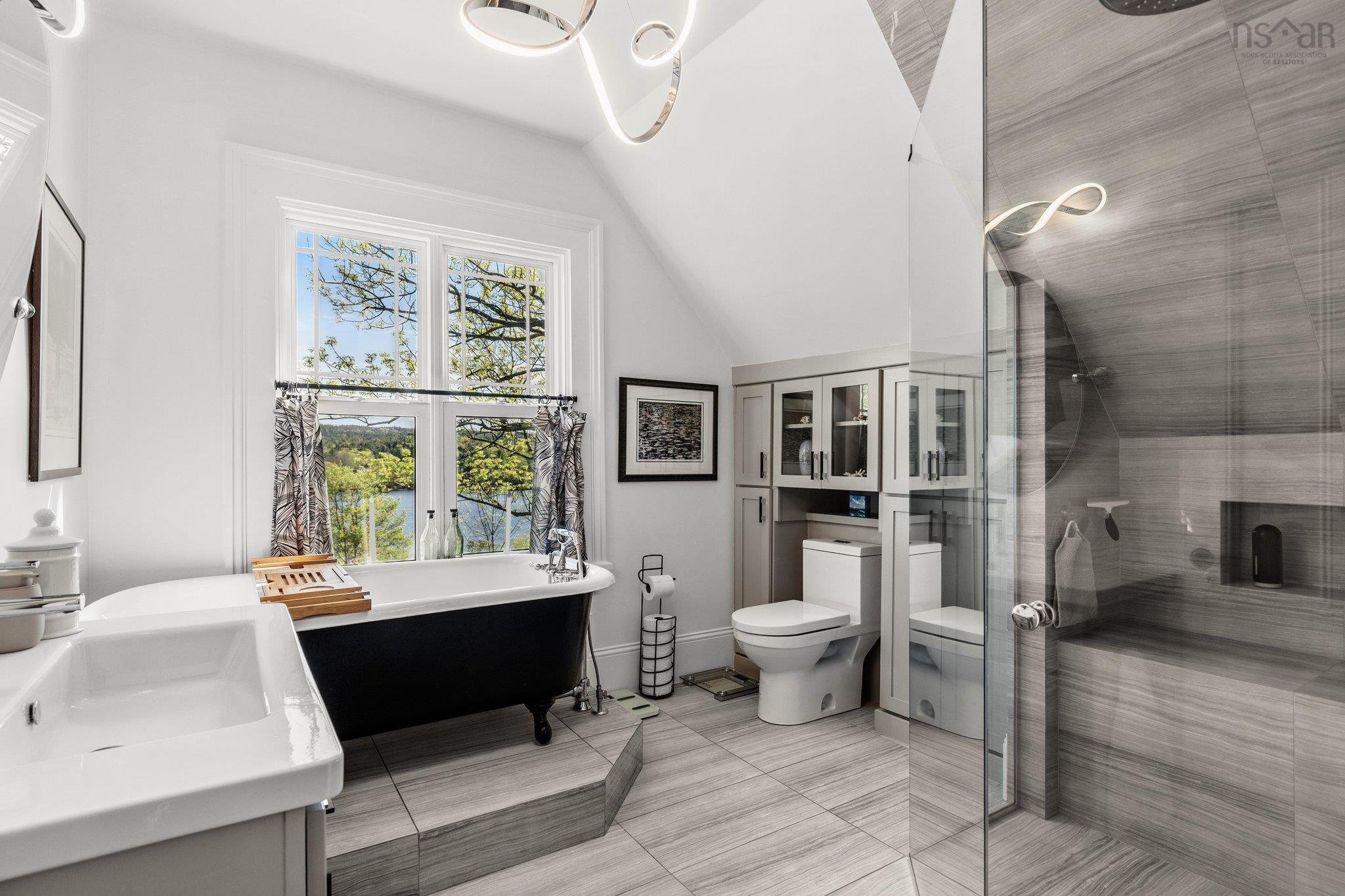 $1,199,000.00: 20 Wilkies Cove Road, Middle Lahave