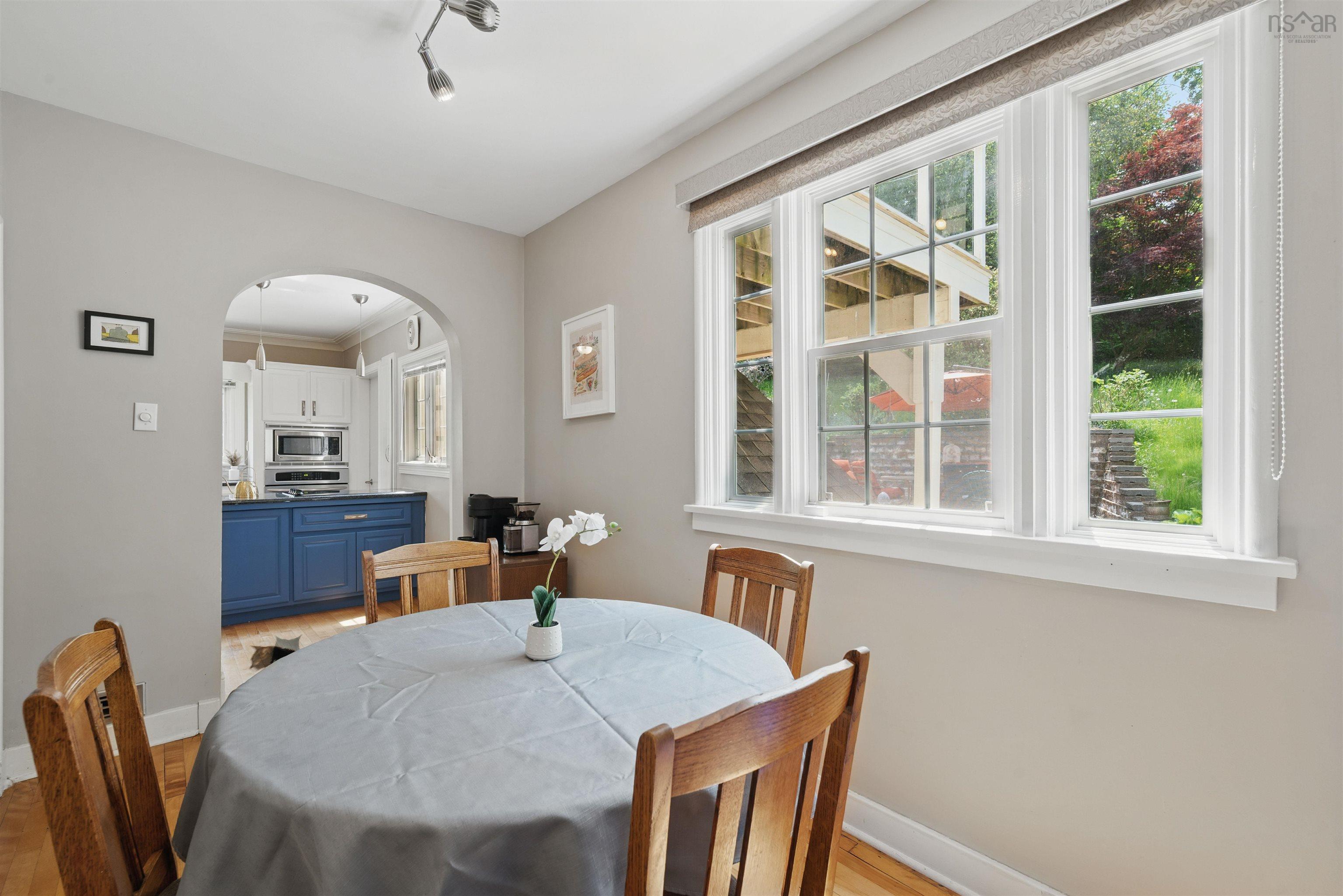 $649,900.00: 496 Albert Street, Windsor
