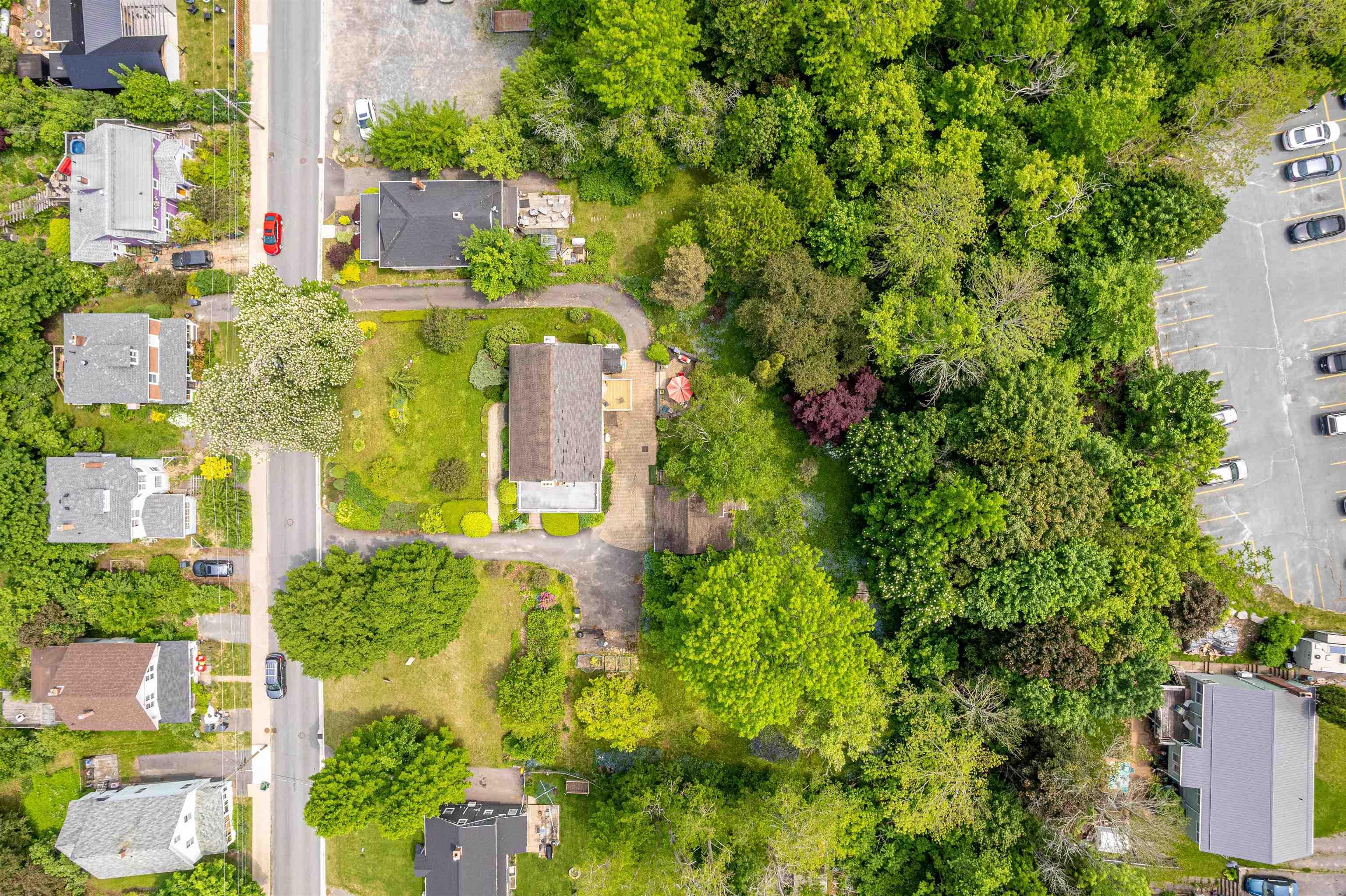 $649,900.00: 496 Albert Street, Windsor