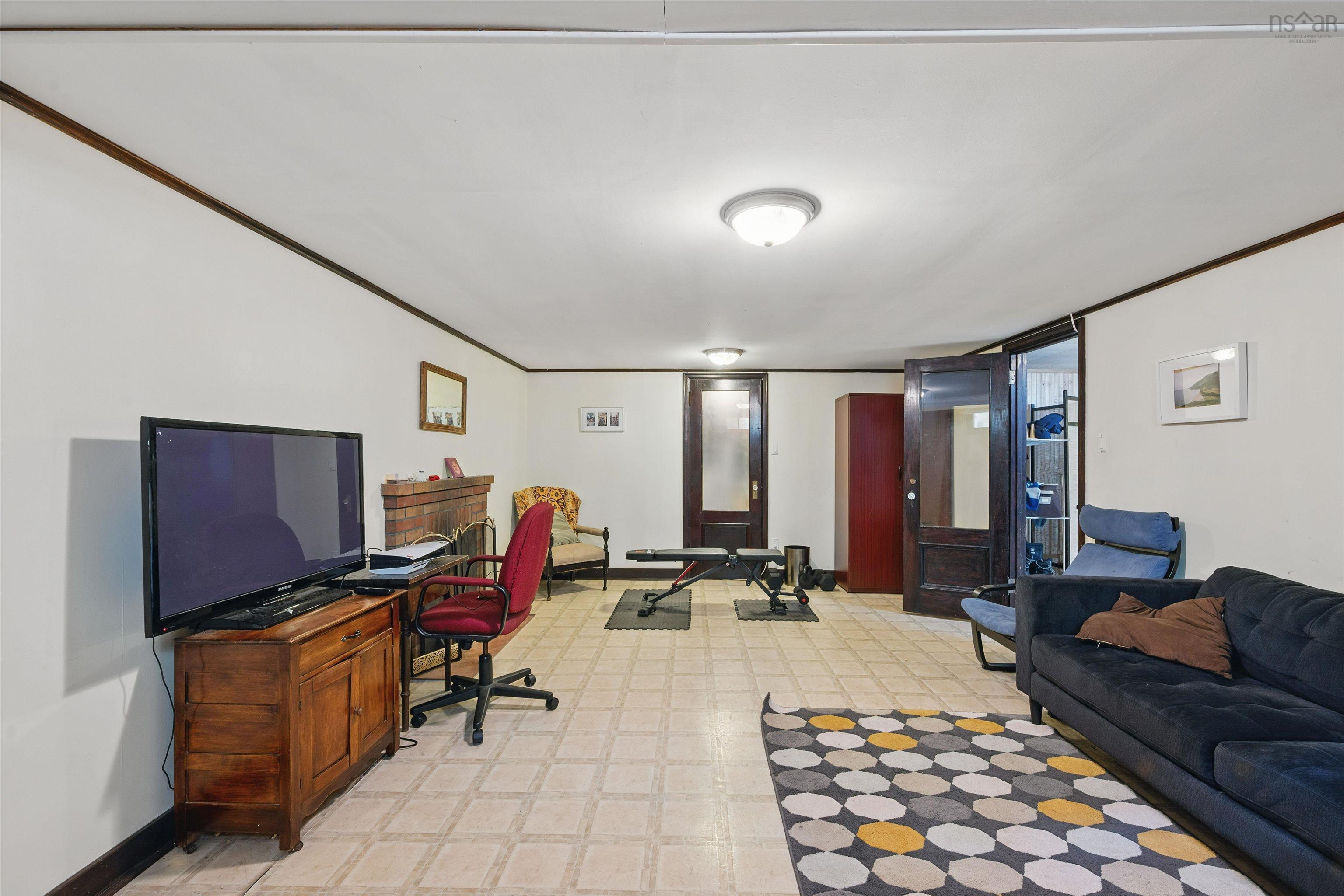 $649,900.00: 496 Albert Street, Windsor