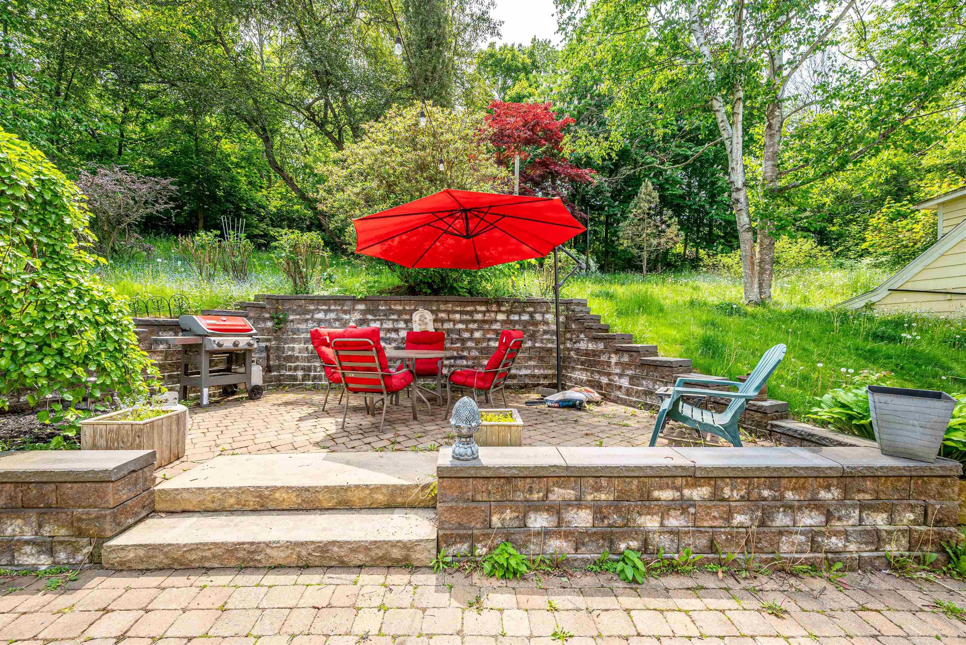$649,900.00: 496 Albert Street, Windsor
