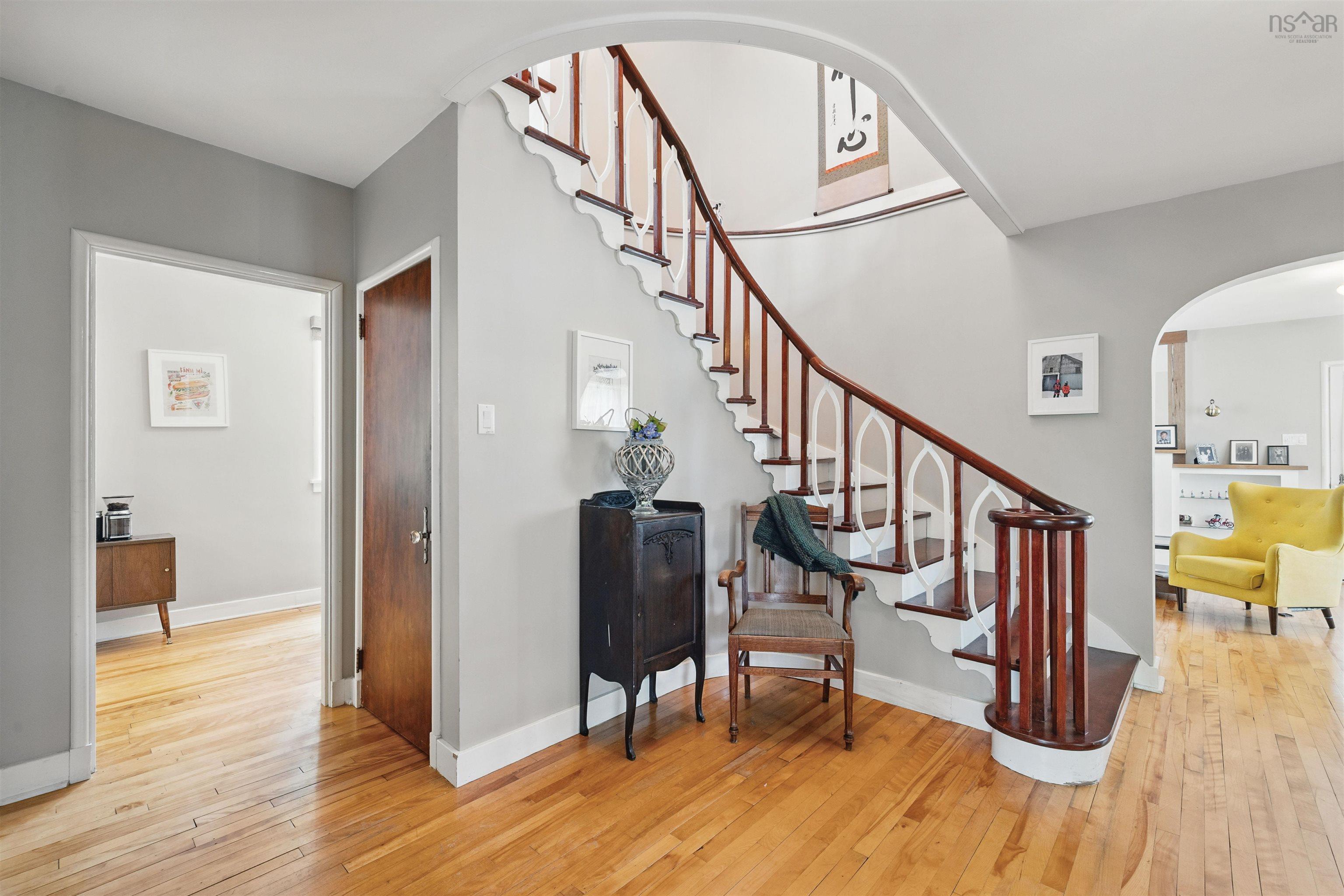 $649,900.00: 496 Albert Street, Windsor
