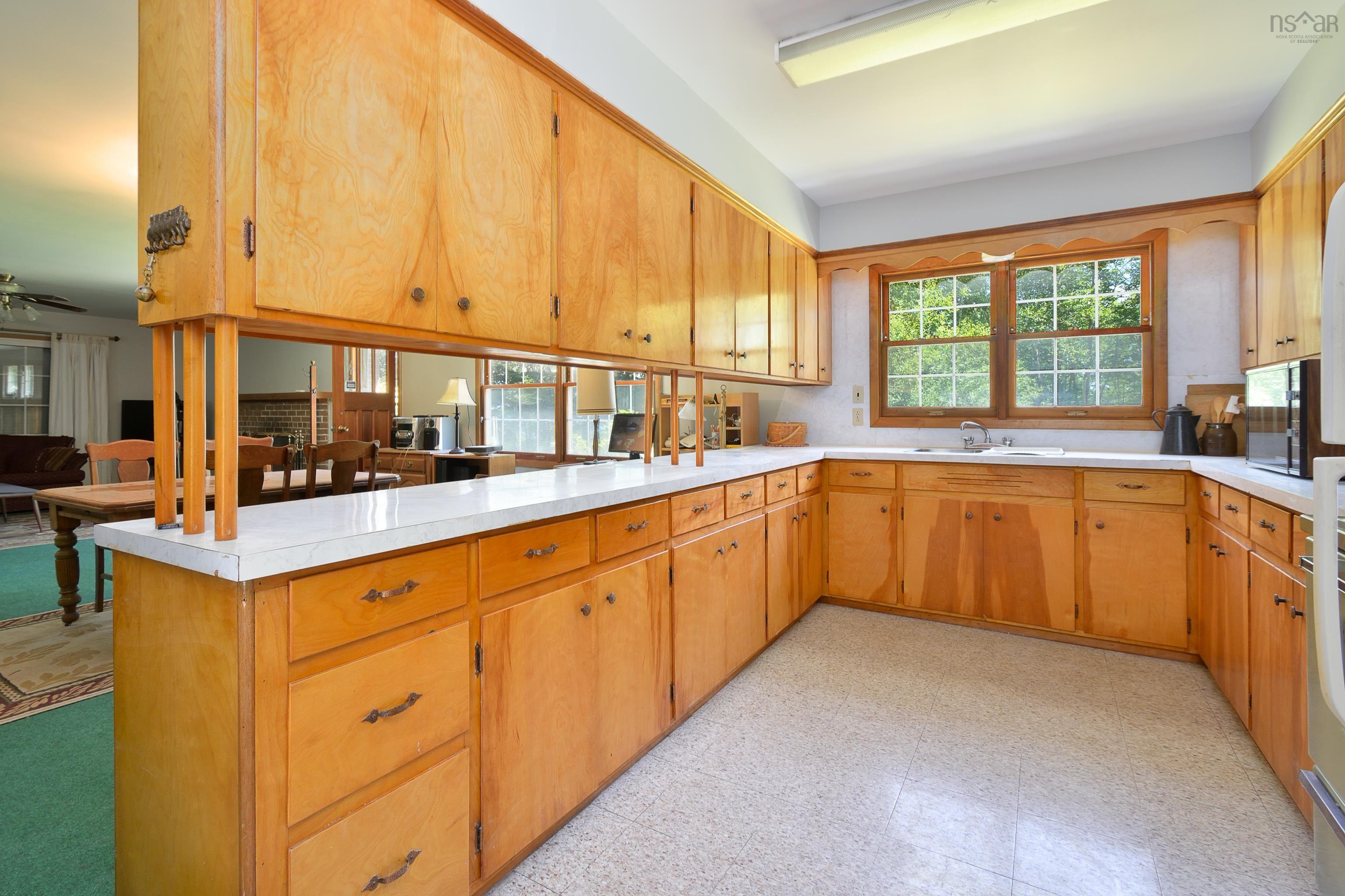 $1,300,000.00: 305 Militia Point Road, Militia Point
