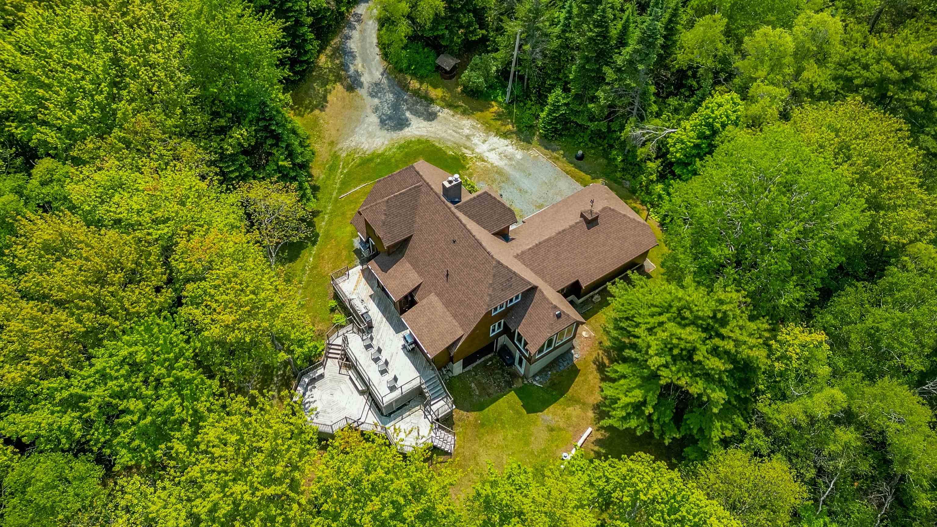 $829,000.00: 65 Shore Road, Mount Pleasant