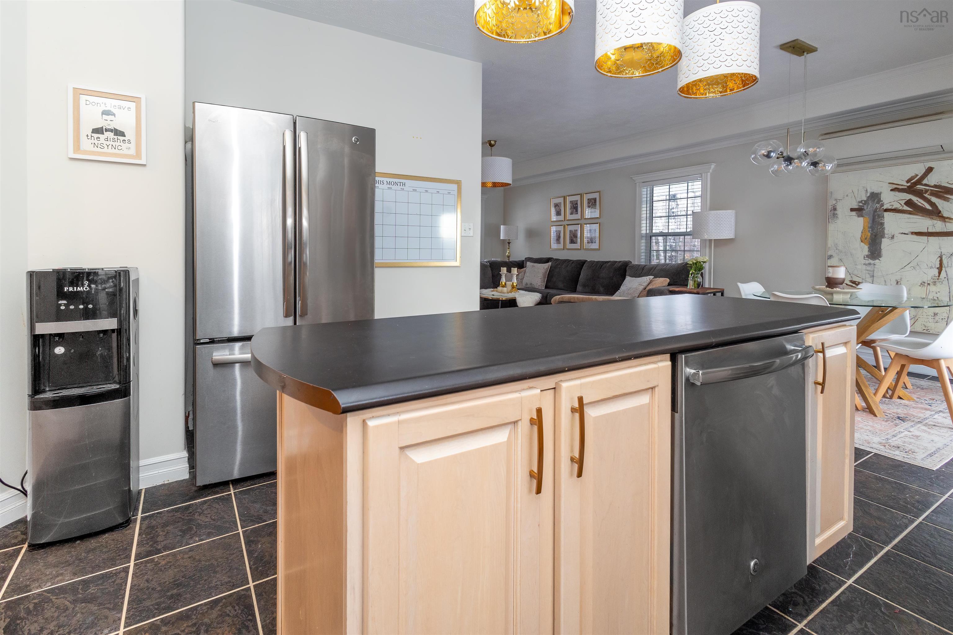 $789,000.00: 7 Delta Drive, Howie Centre