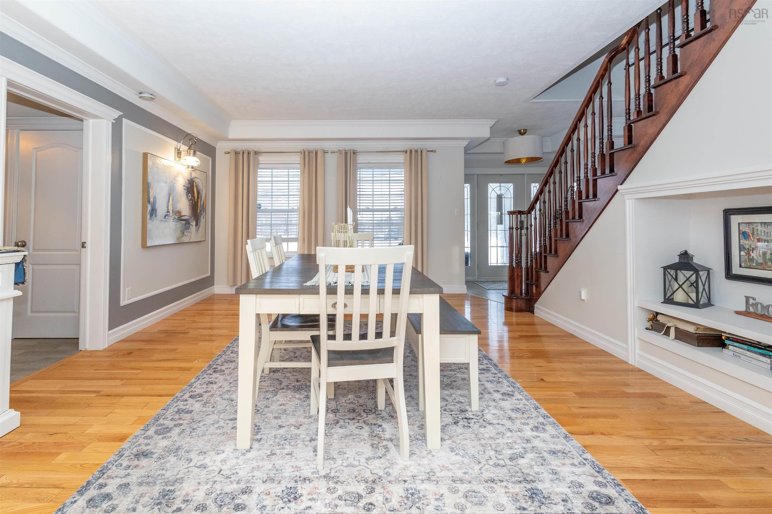 $789,000.00: 7 Delta Drive, Howie Centre