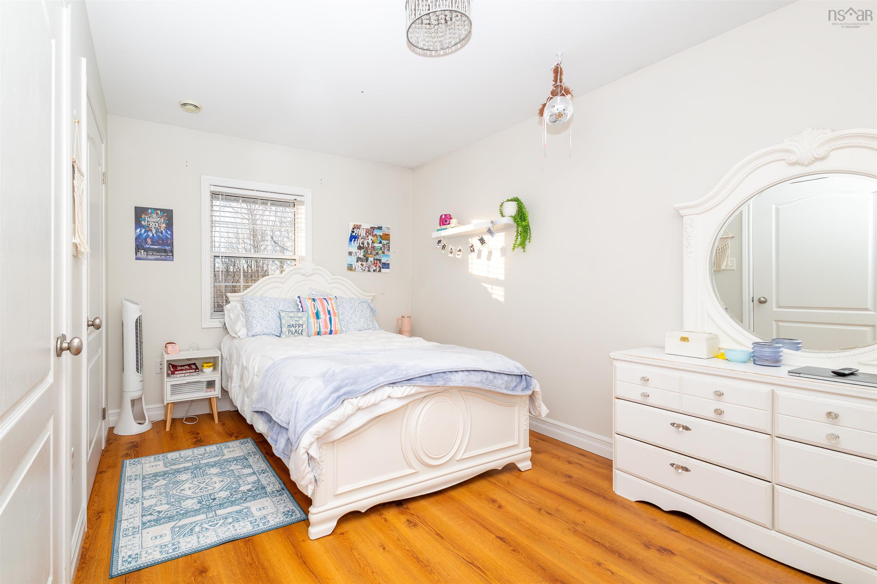 $789,000.00: 7 Delta Drive, Howie Centre