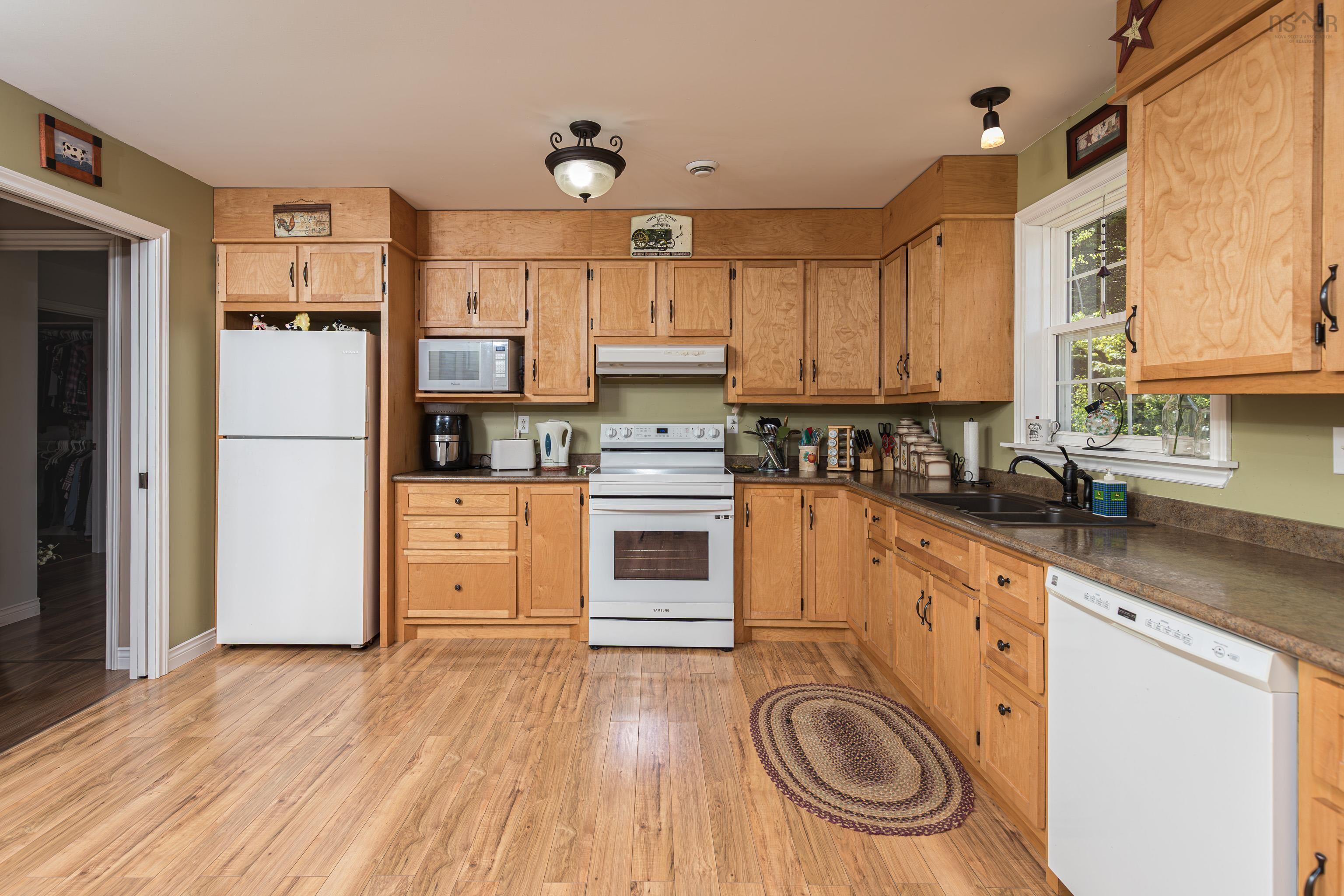 $554,900.00: 1339 Stewiacke Road, Lansdowne Station