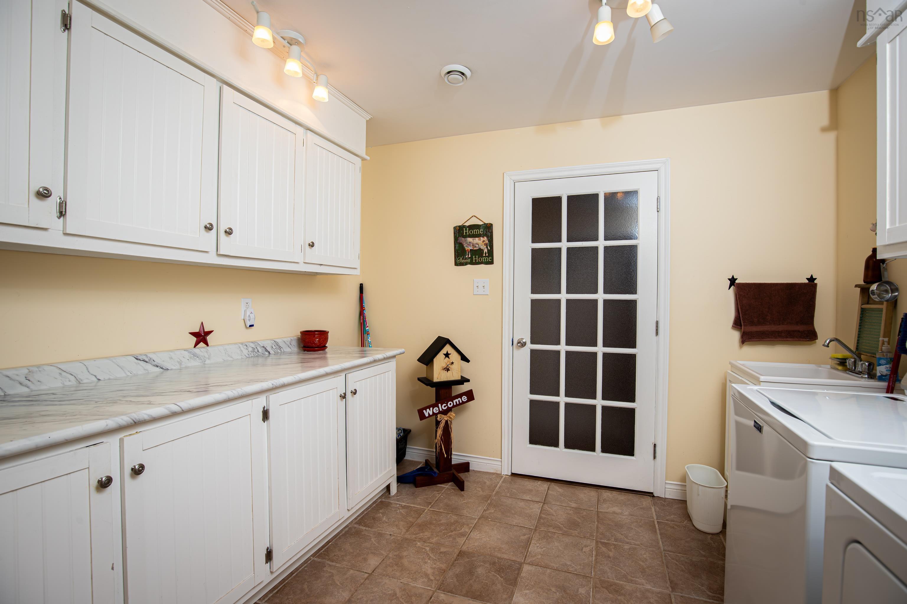 $554,900.00: 1339 Stewiacke Road, Lansdowne Station