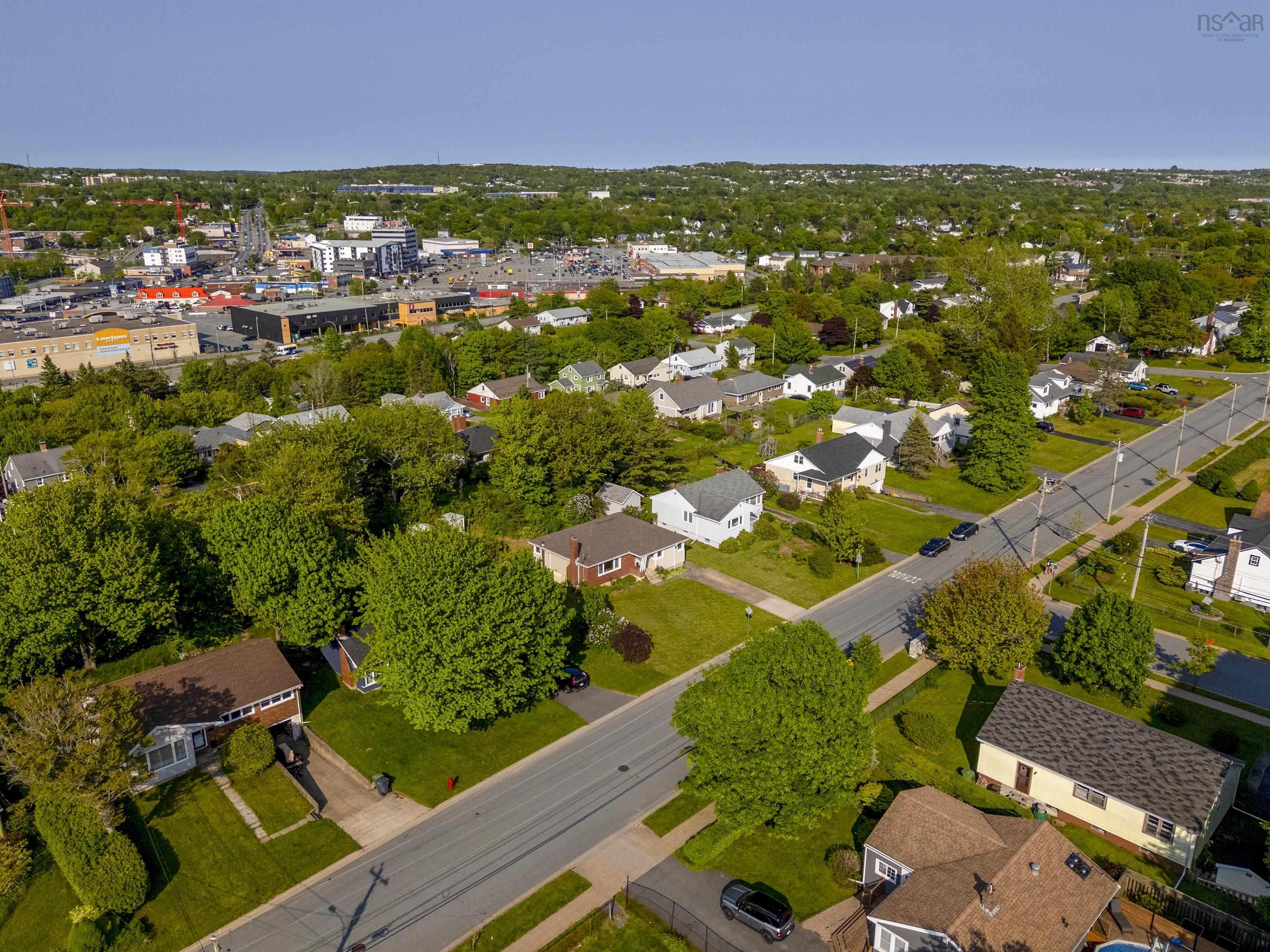 $390,000.00: 17 Penhorn Drive, Dartmouth