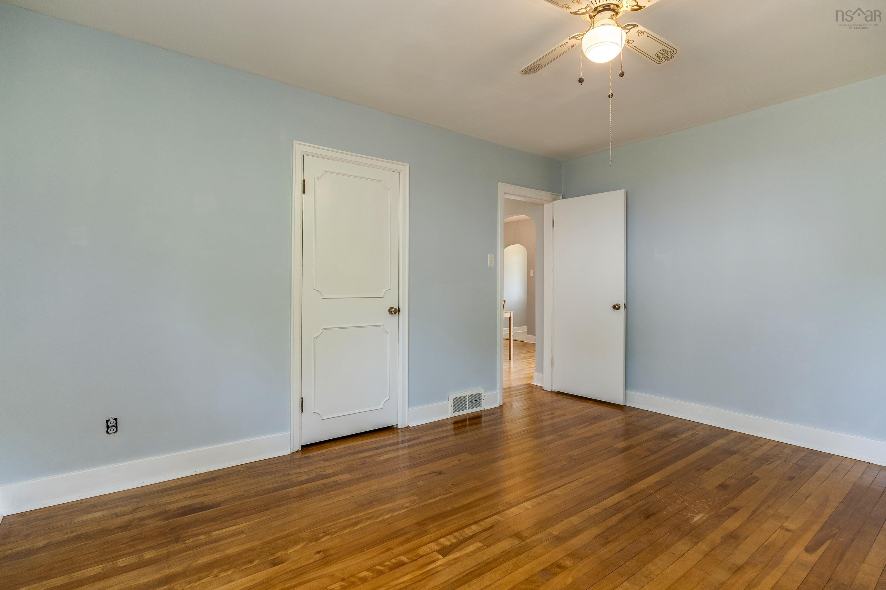 $390,000.00: 17 Penhorn Drive, Dartmouth