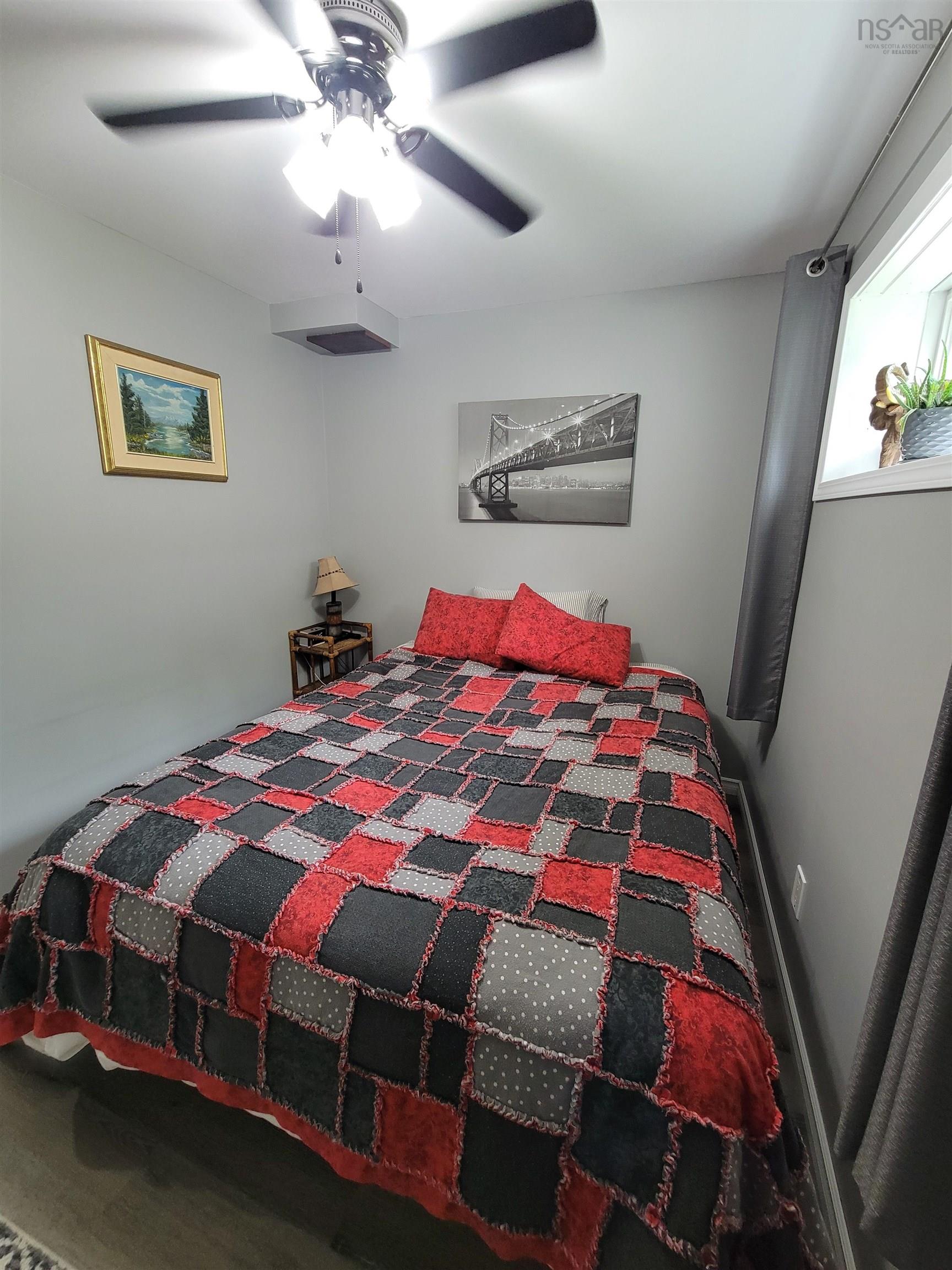 $299,900.00: 3518 Grand Mira North Road, Sandfield