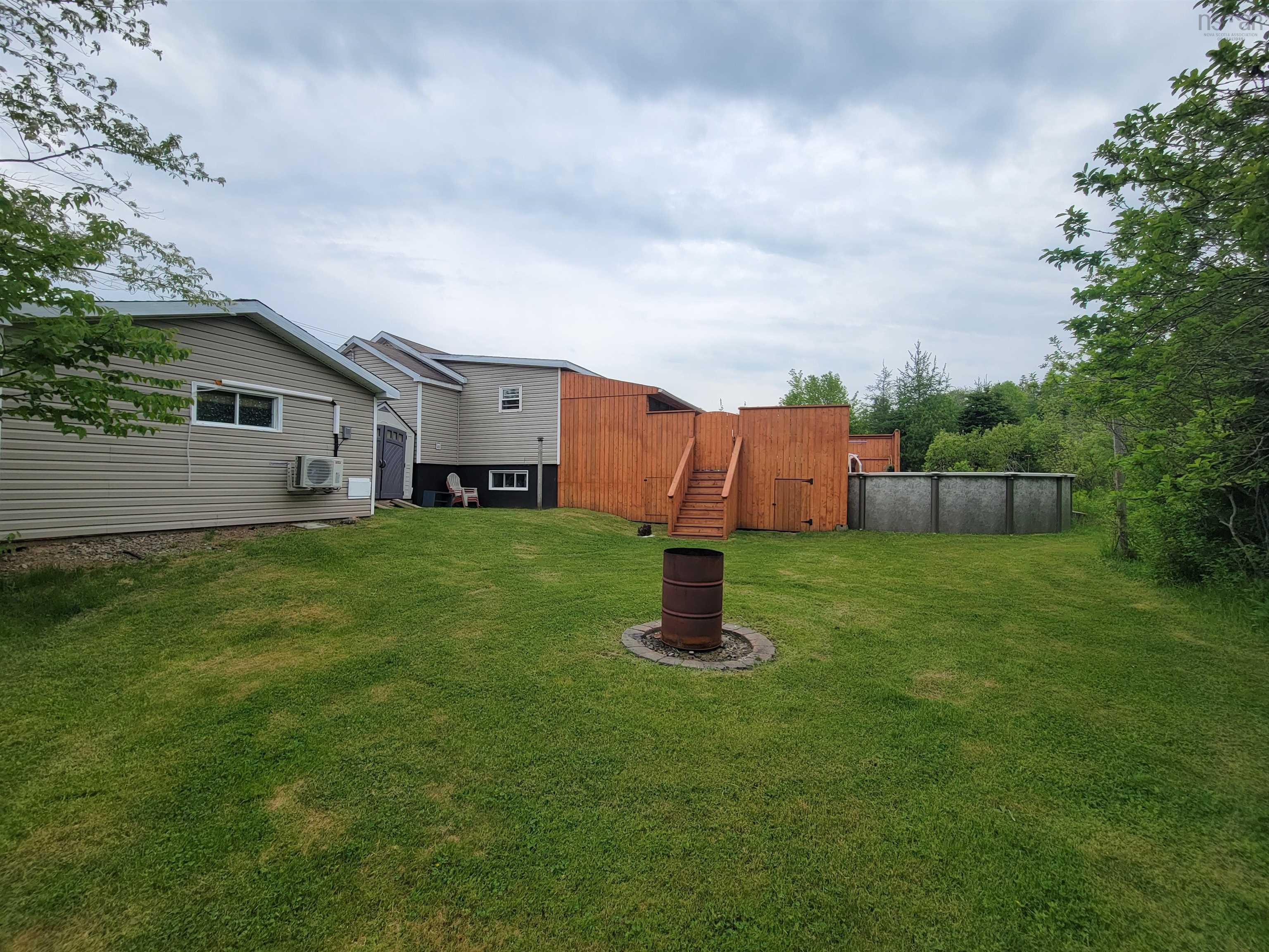 $299,900.00: 3518 Grand Mira North Road, Sandfield