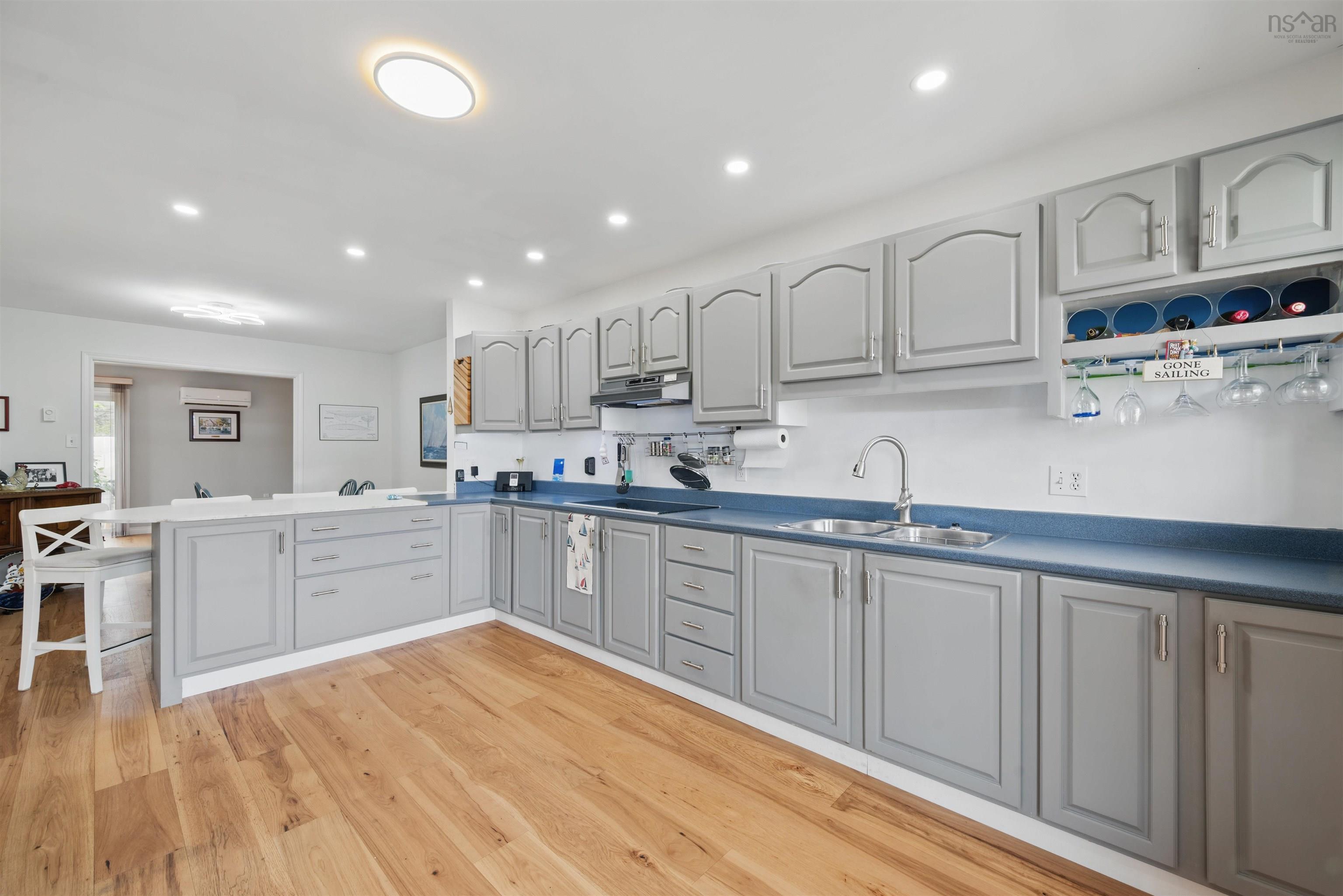 $575,000.00: 6 Walsh Court, Halifax