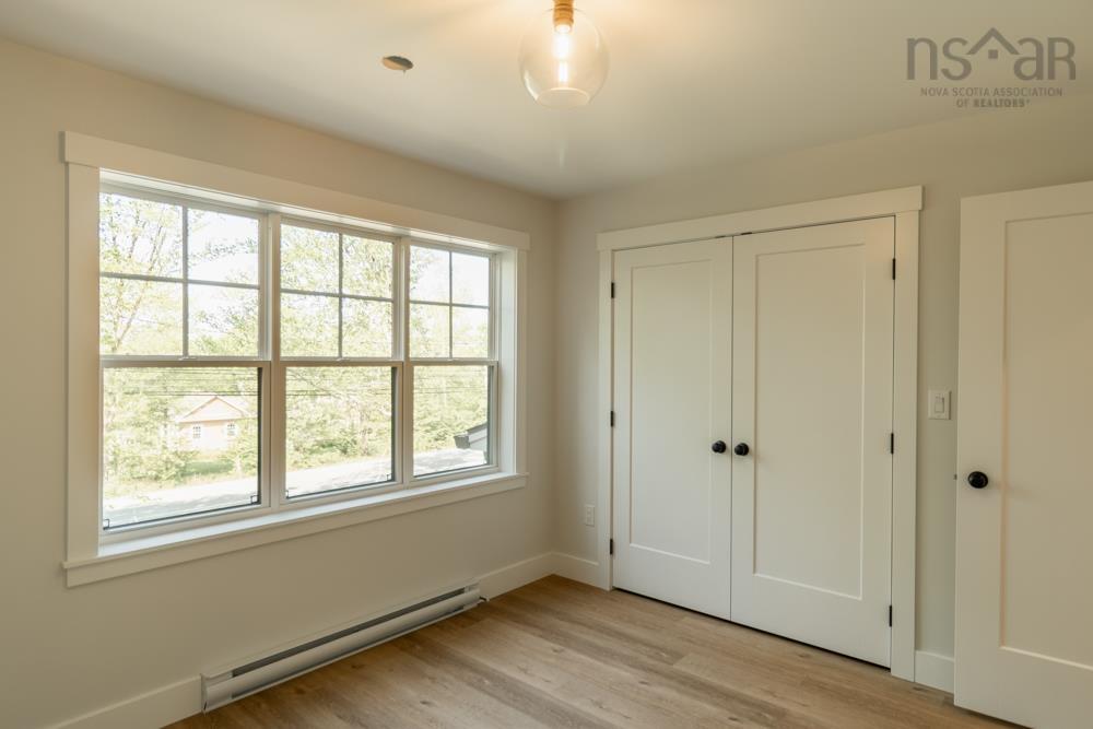 $579,900.00: 1112 Highway 1, Mount Uniacke