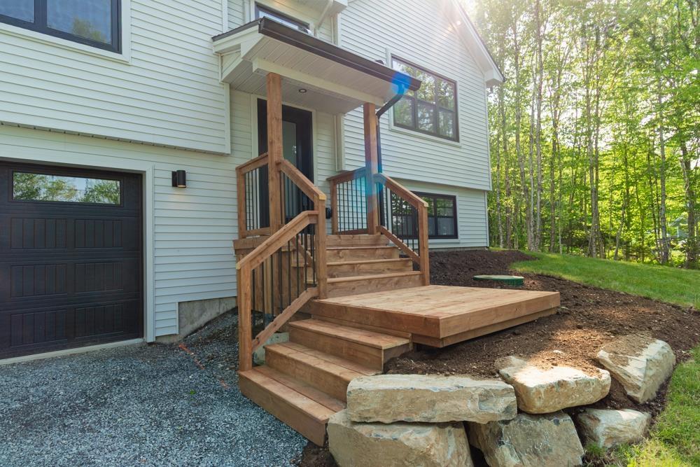 $579,900.00: 1112 Highway 1, Mount Uniacke