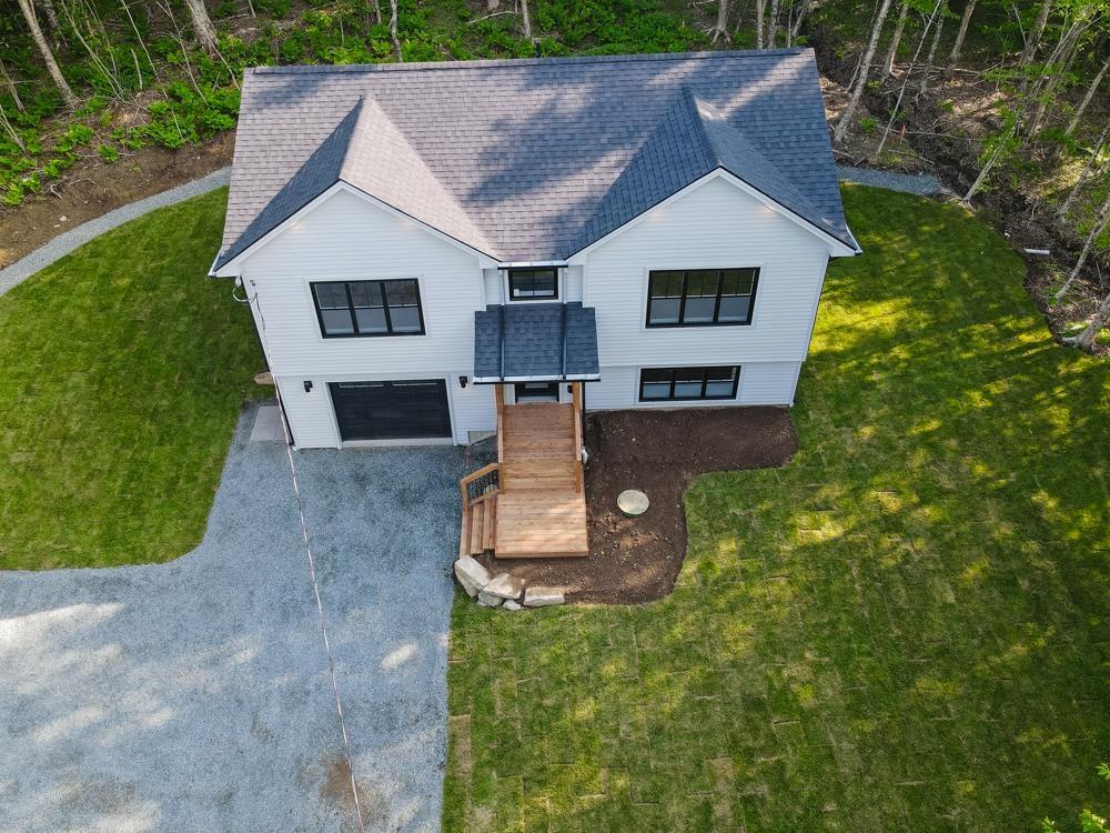 $579,900.00: 1112 Highway 1, Mount Uniacke