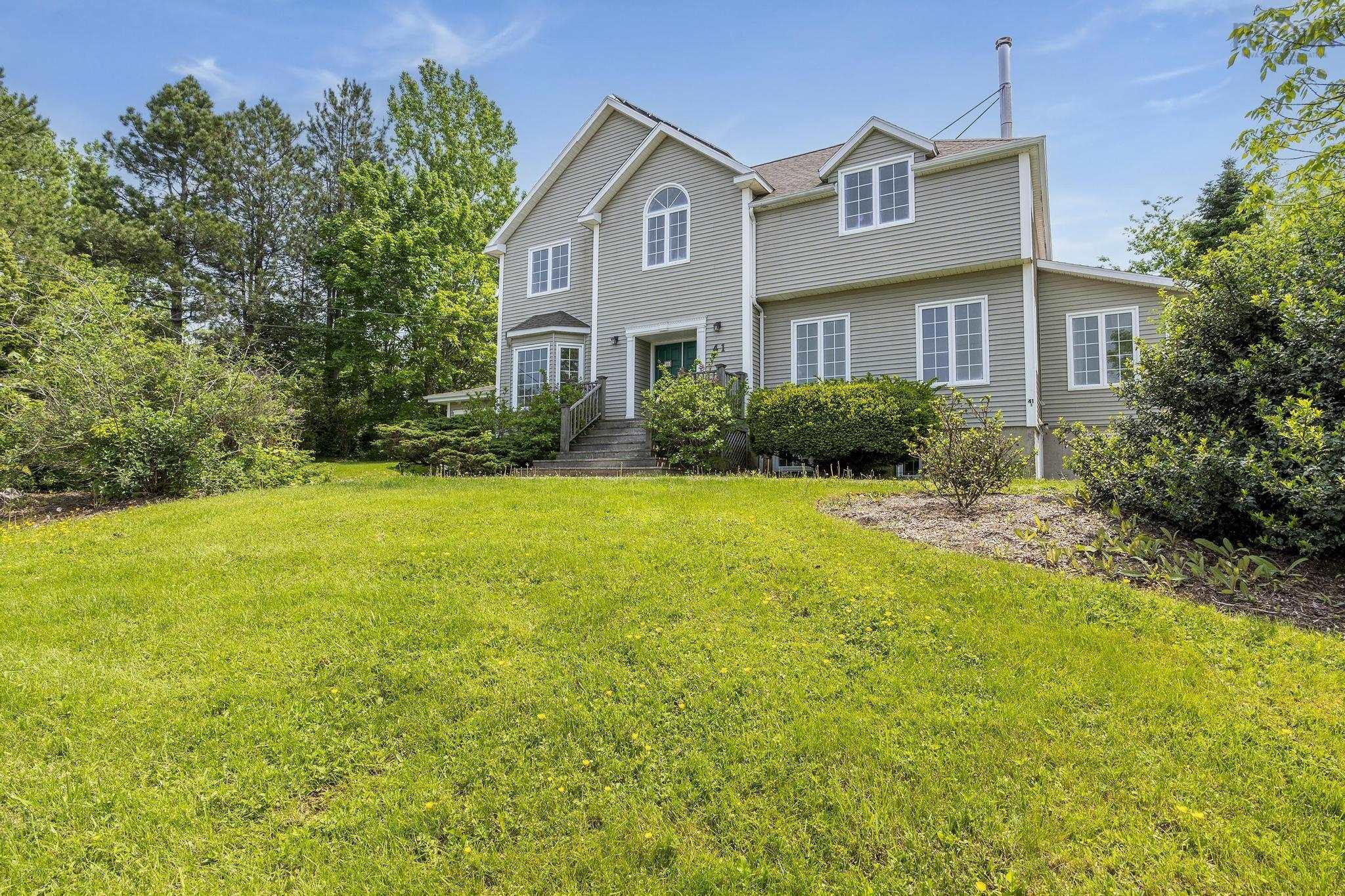 $700,000.00: 41 Fowler Street, Wolfville