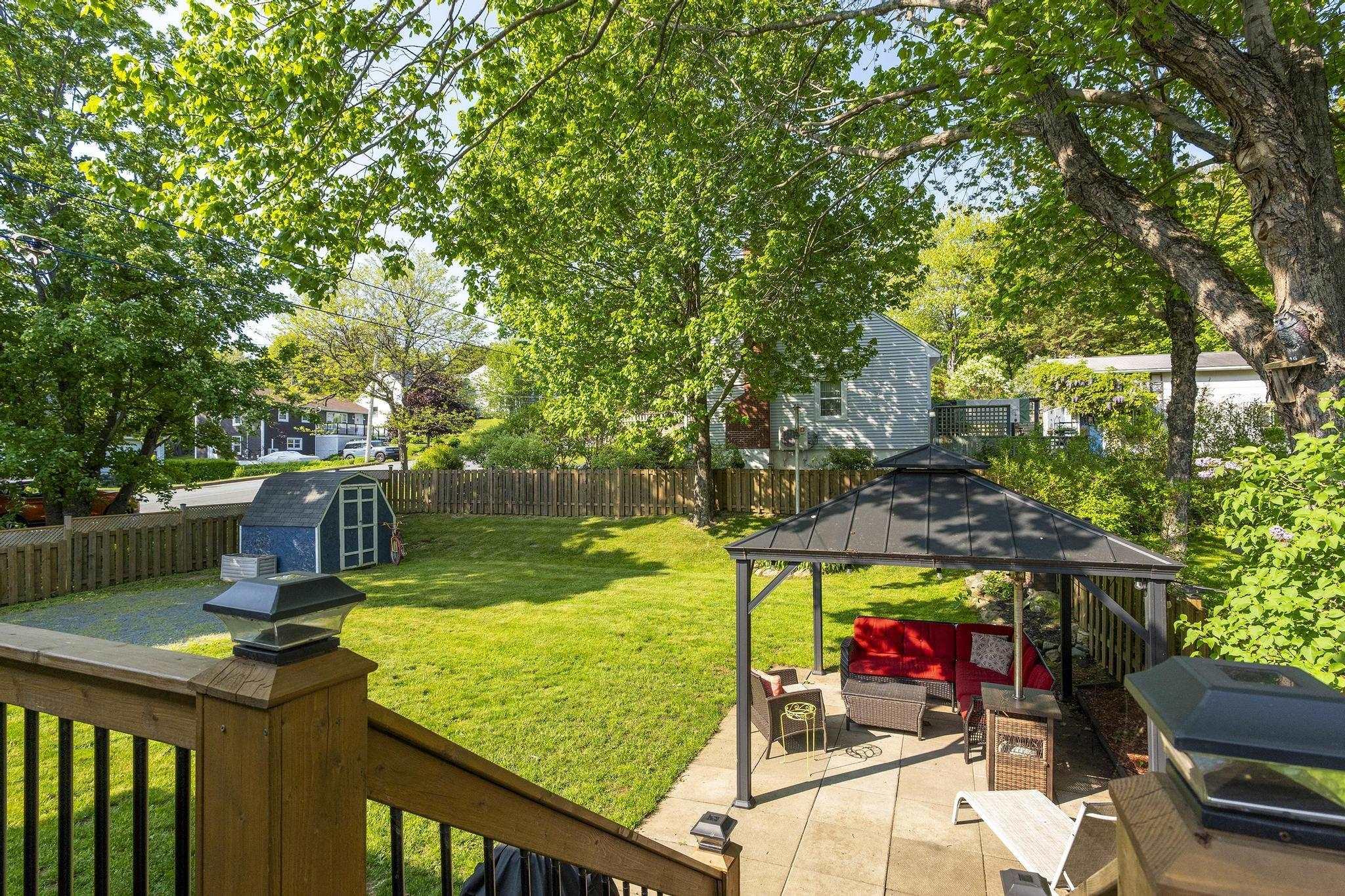 $459,900.00: 31 Valleyfield Road, Dartmouth