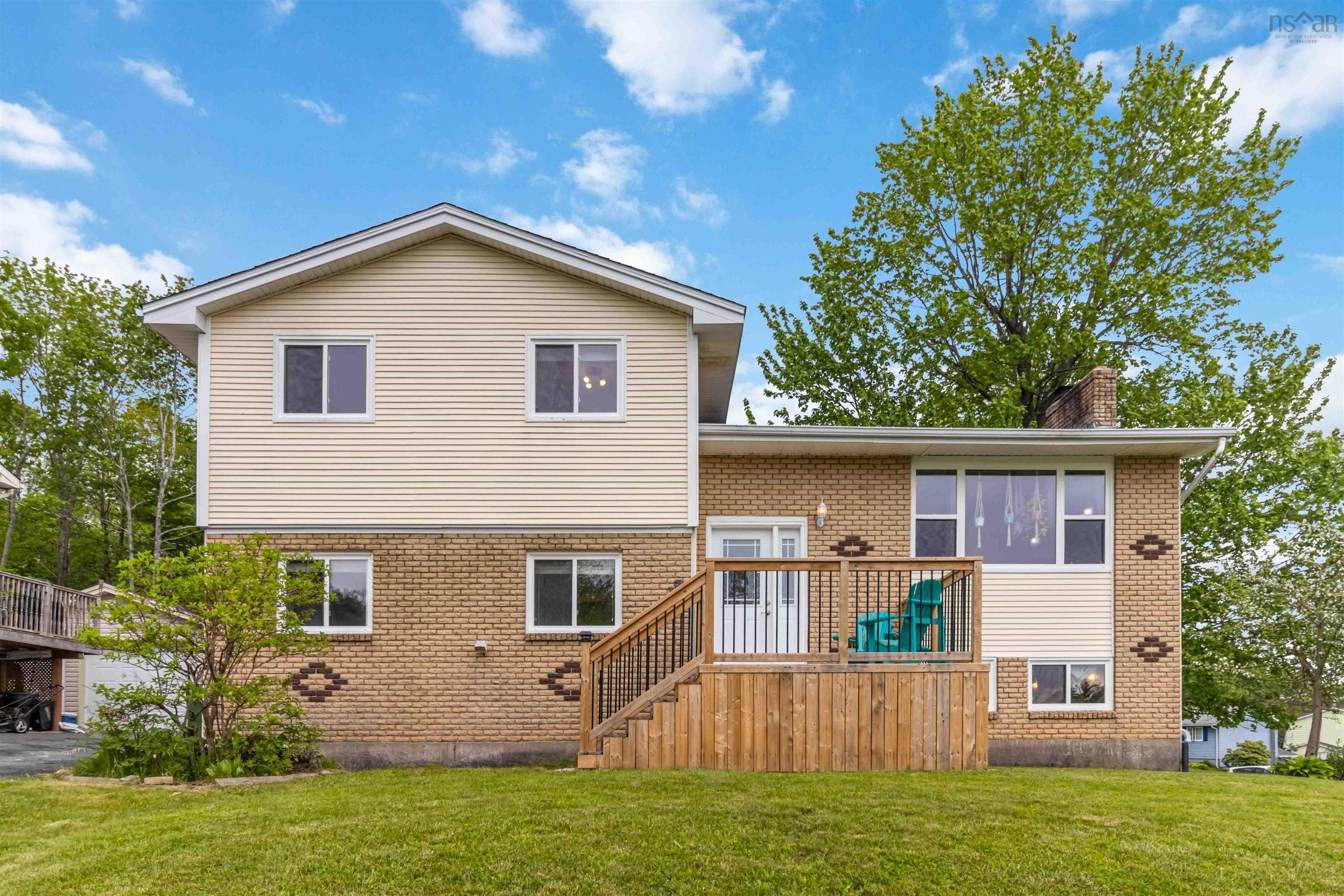 $499,900.00: 3 Saratoga Drive, Lower Sackville