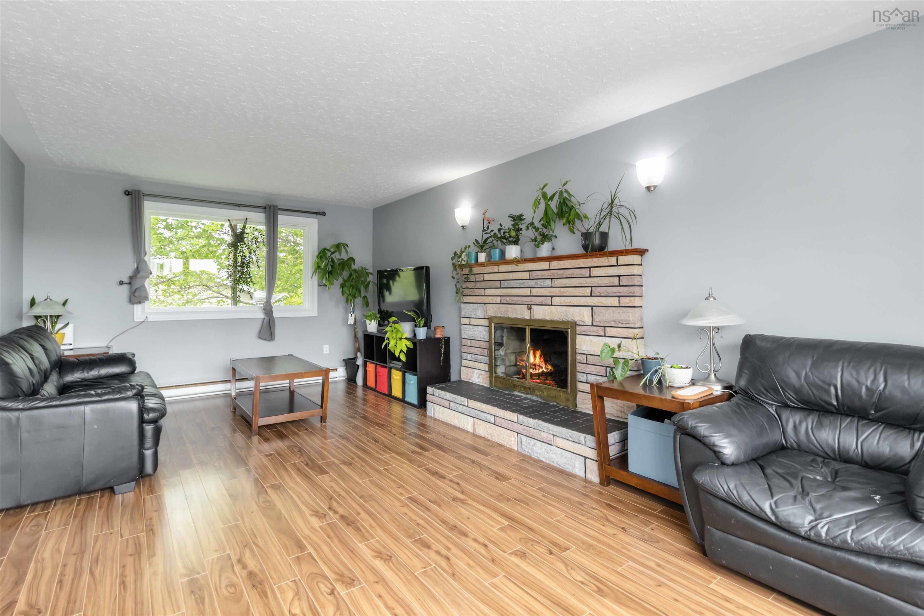 $499,900.00: 3 Saratoga Drive, Lower Sackville