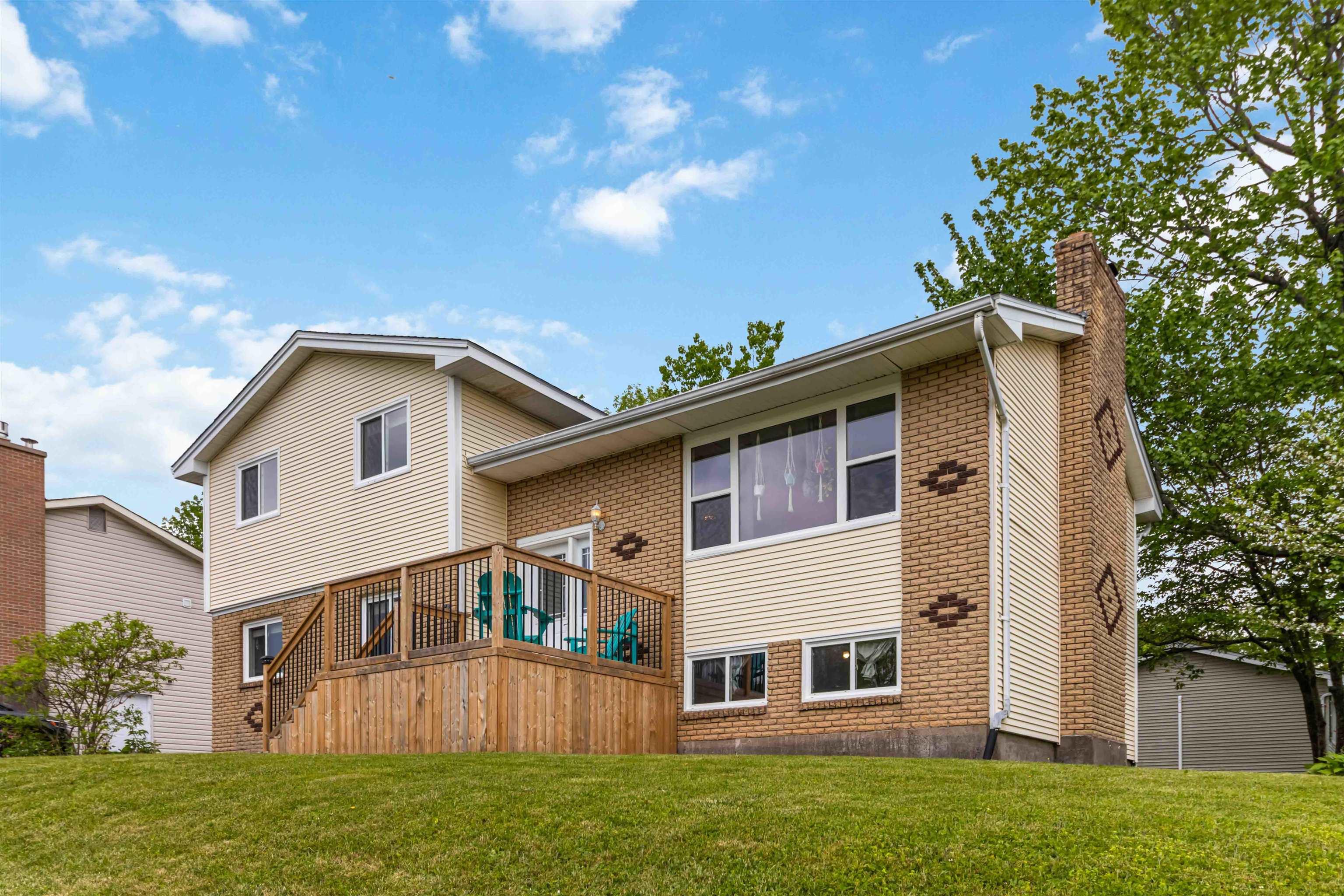 $499,900.00: 3 Saratoga Drive, Lower Sackville