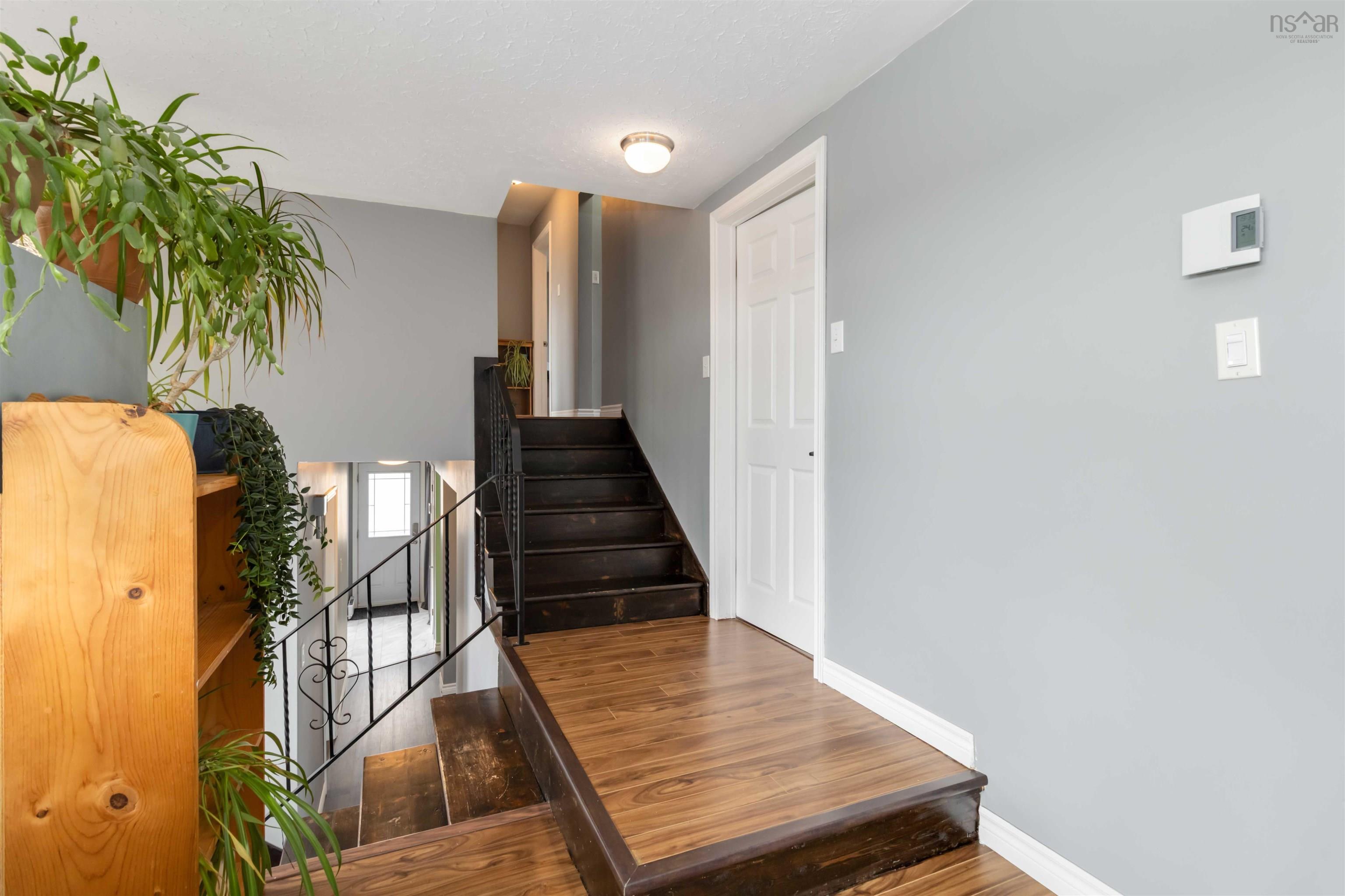 $499,900.00: 3 Saratoga Drive, Lower Sackville