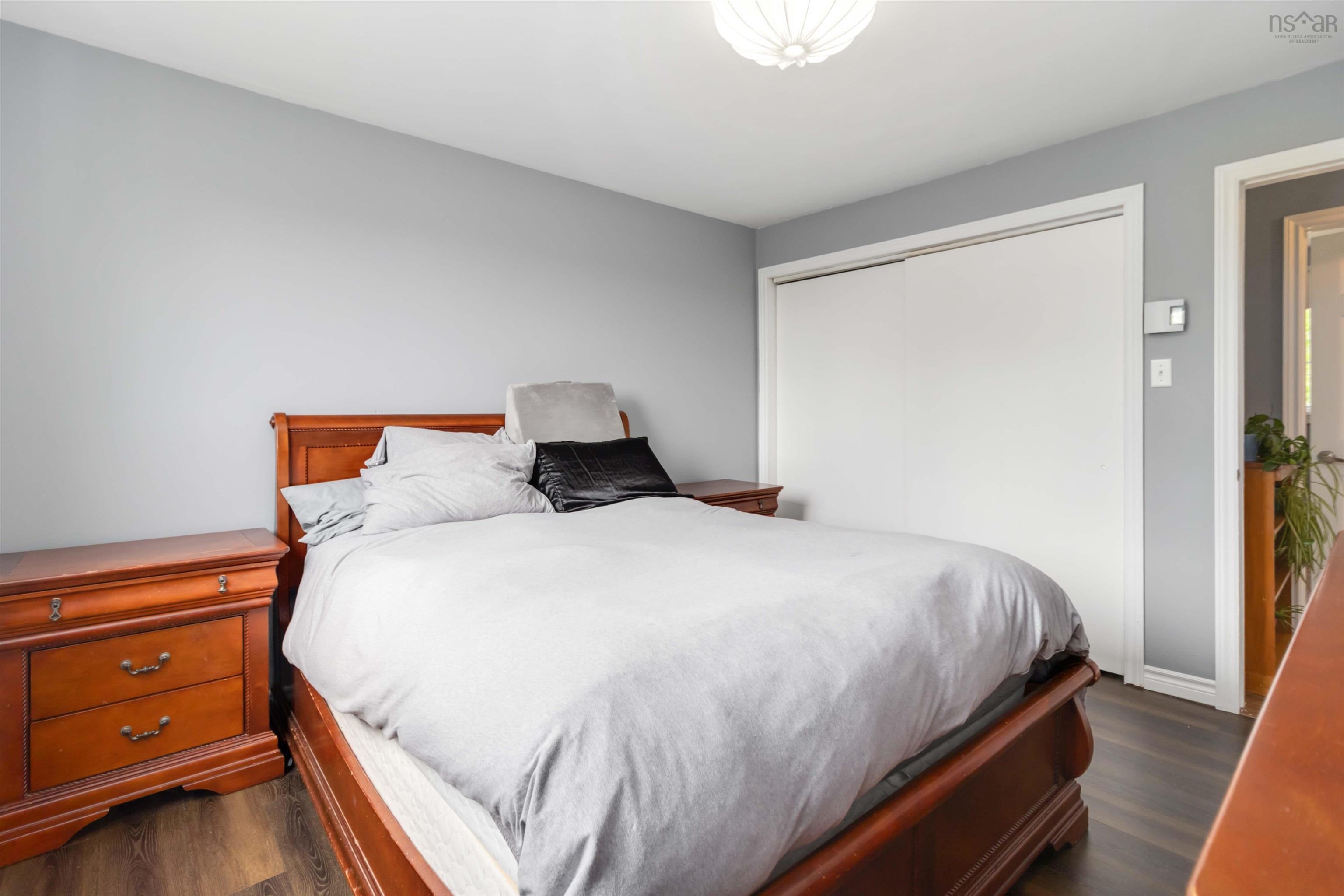 $499,900.00: 3 Saratoga Drive, Lower Sackville