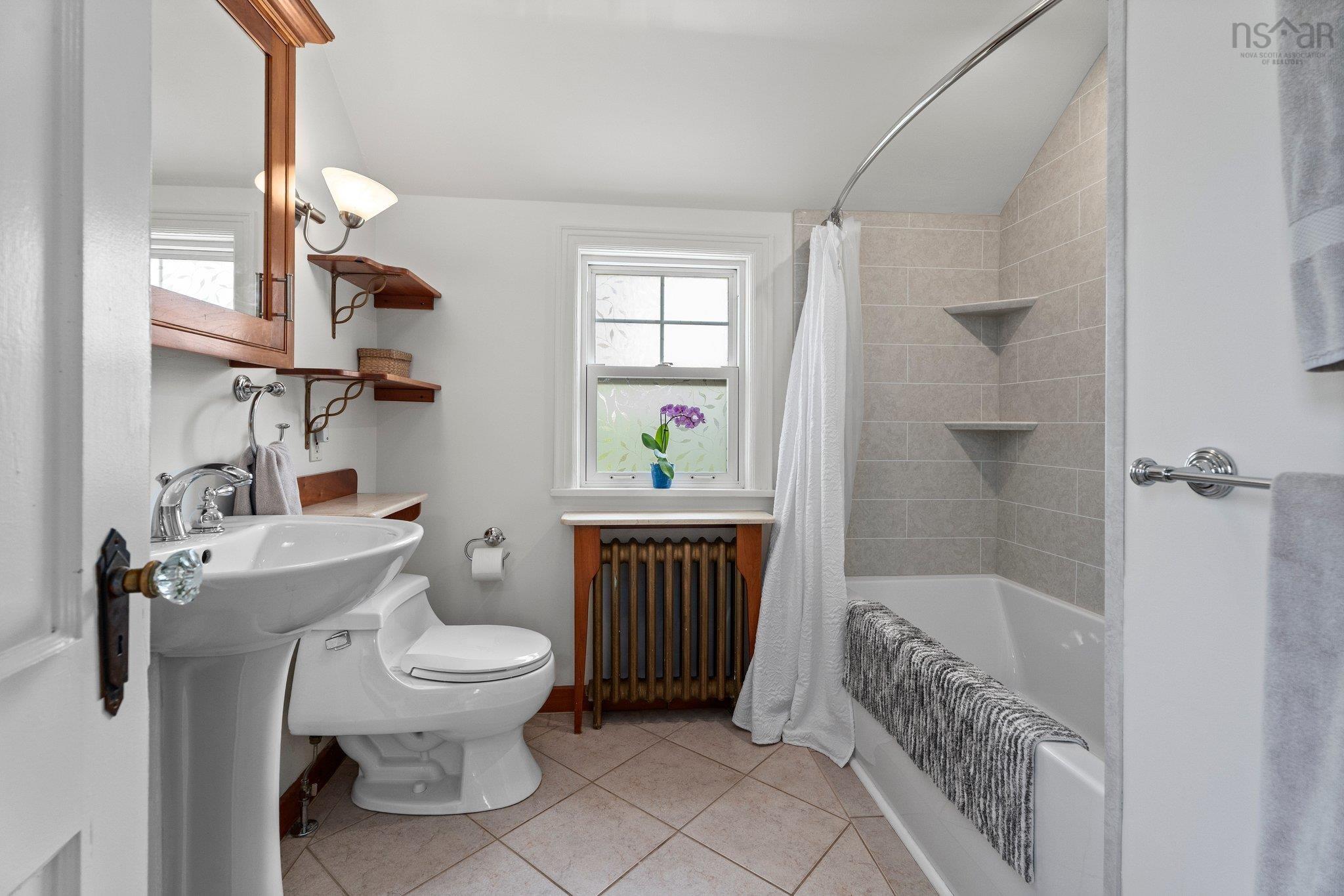 $749,900.00: 5368 Duffus Street, Halifax