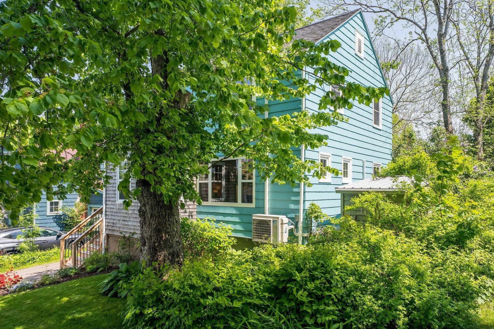 $749,900.00: 5368 Duffus Street, Halifax