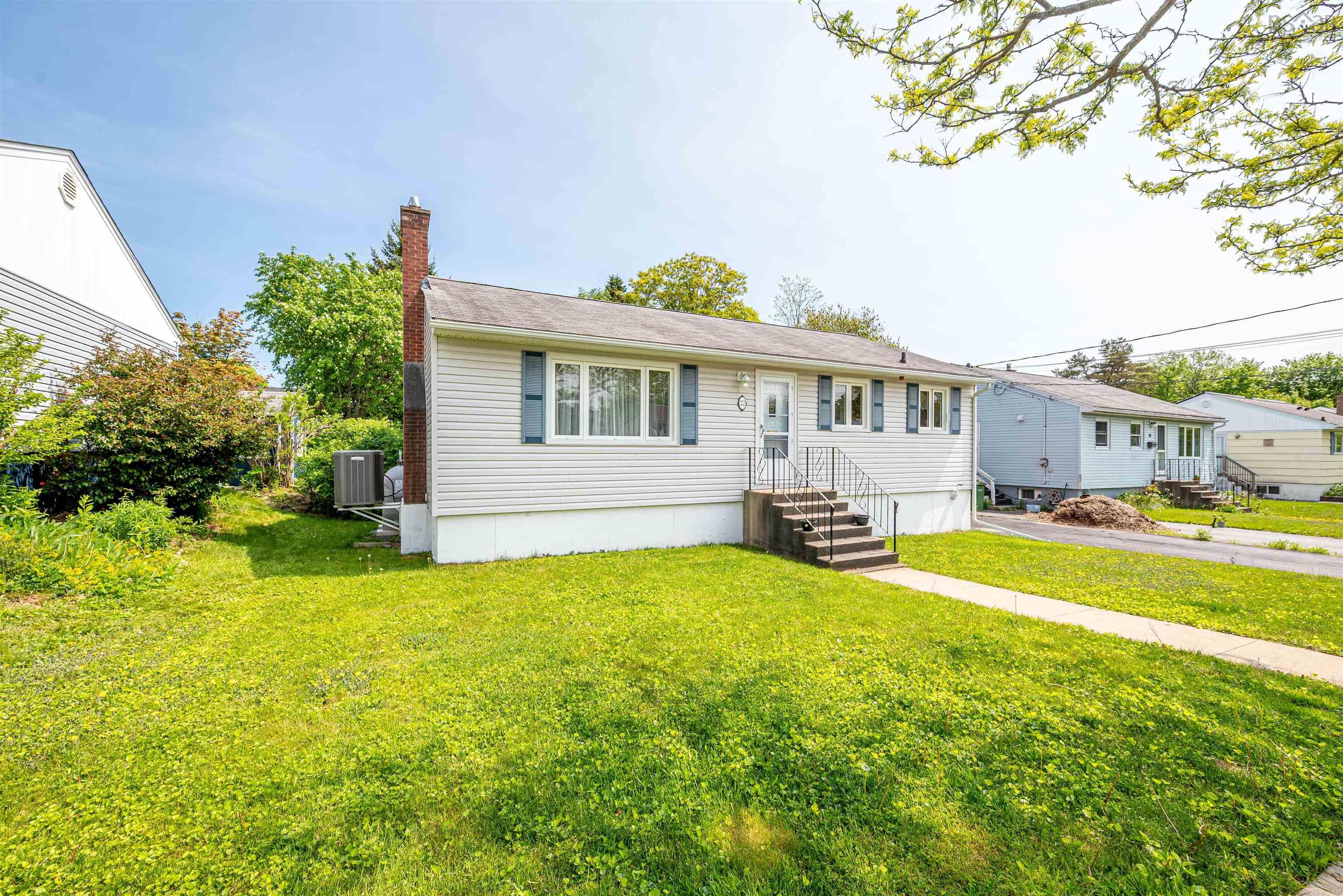 $569,900.00: 22 Moira Street, Dartmouth