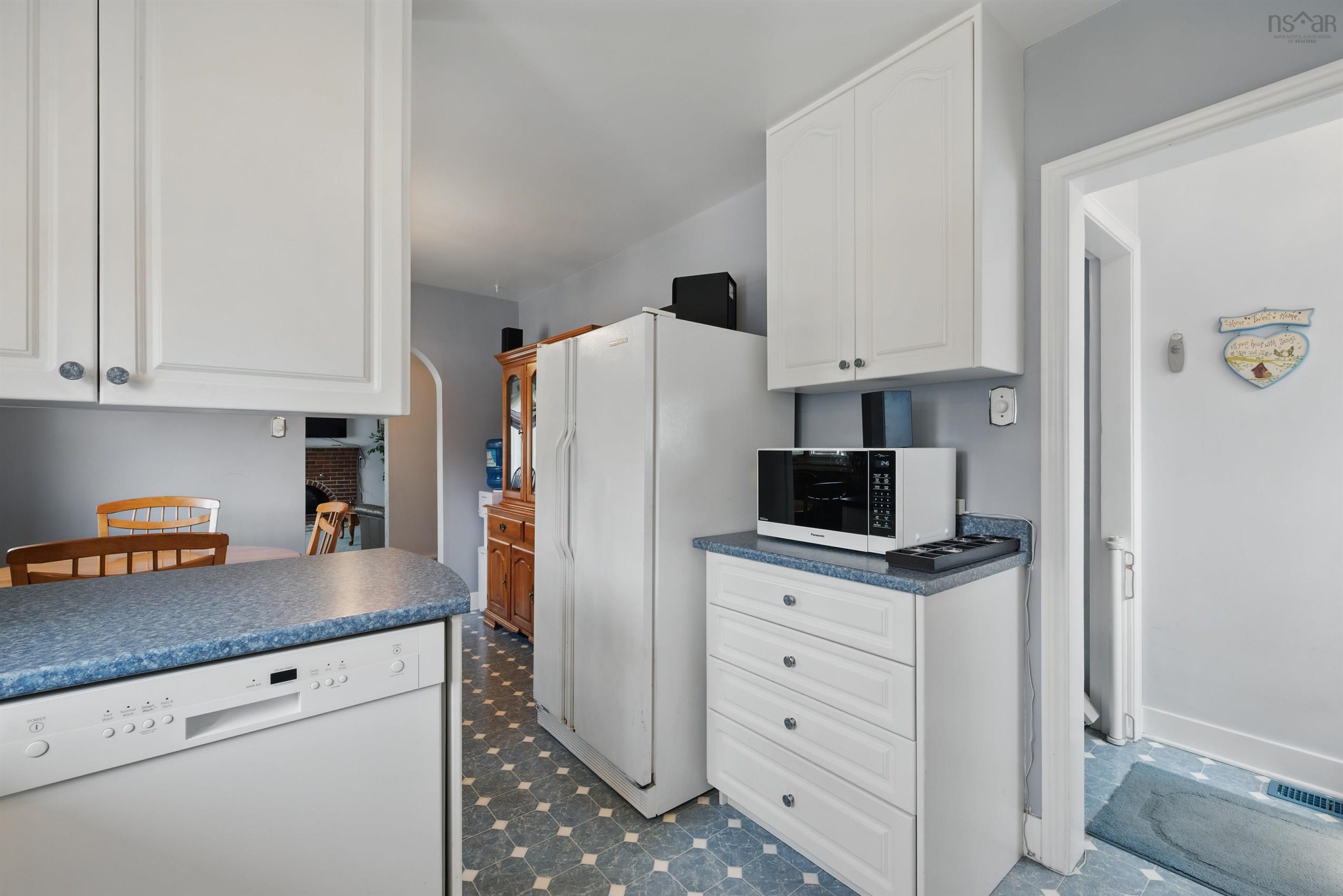 $569,900.00: 22 Moira Street, Dartmouth