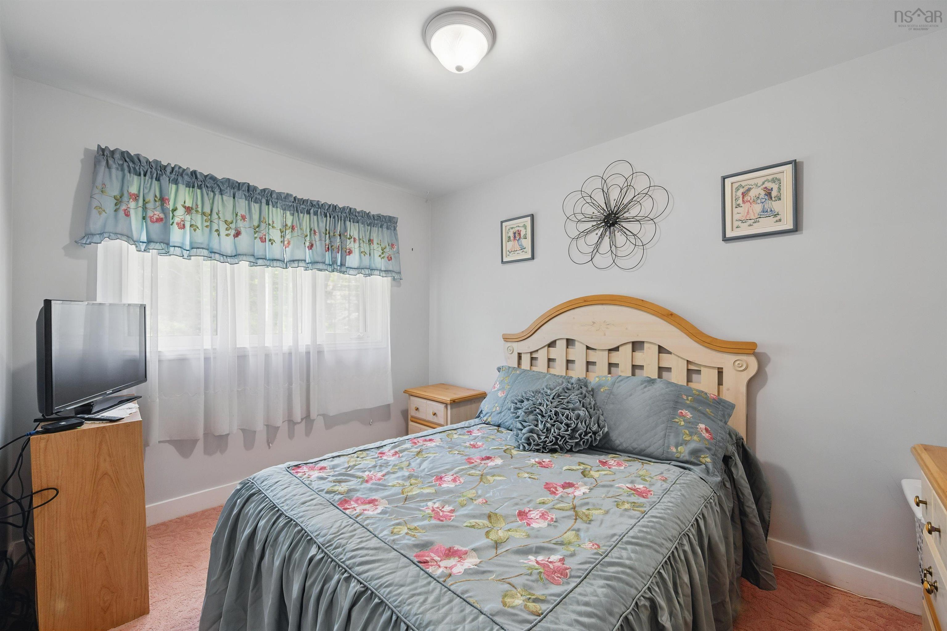 $569,900.00: 22 Moira Street, Dartmouth