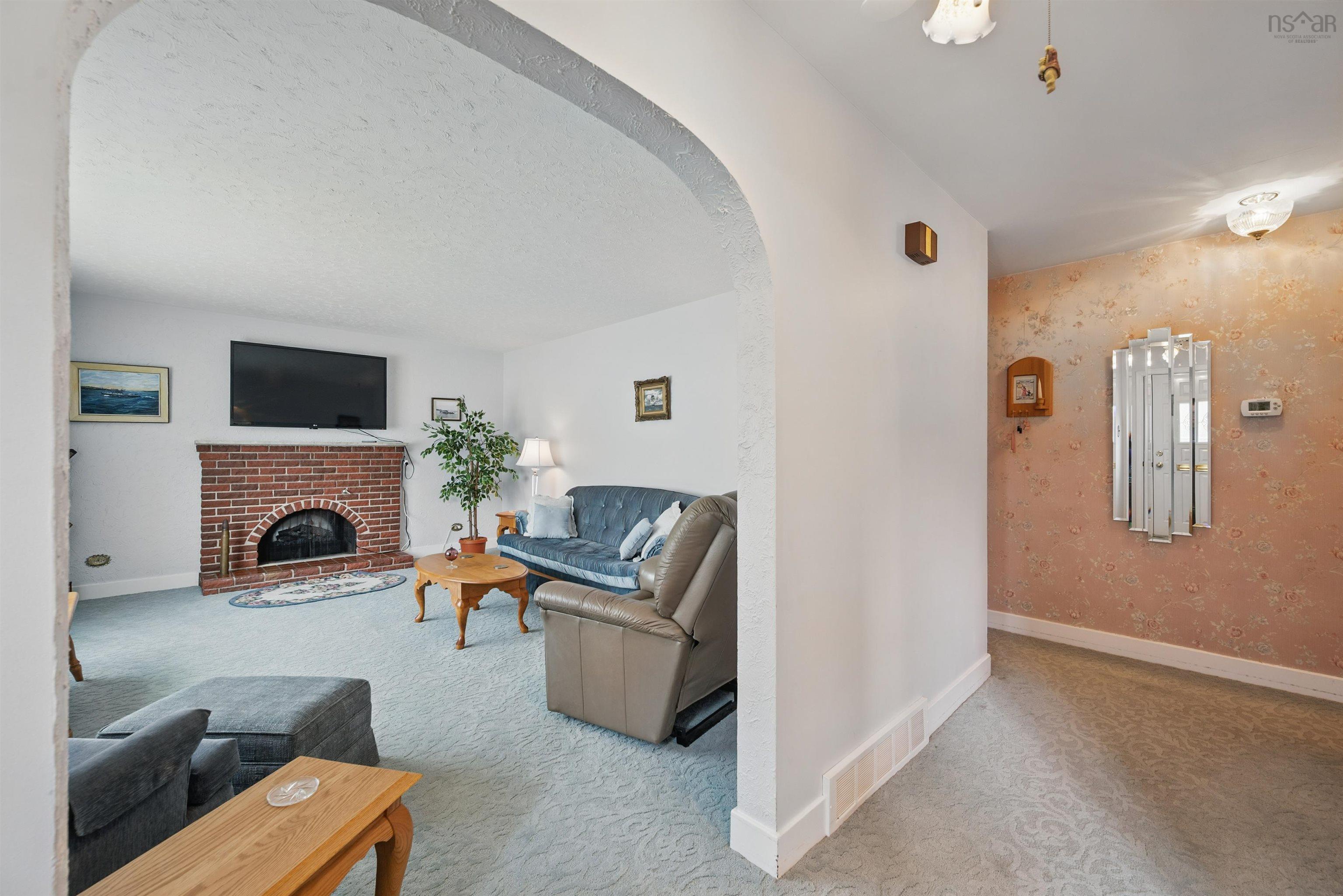 $569,900.00: 22 Moira Street, Dartmouth