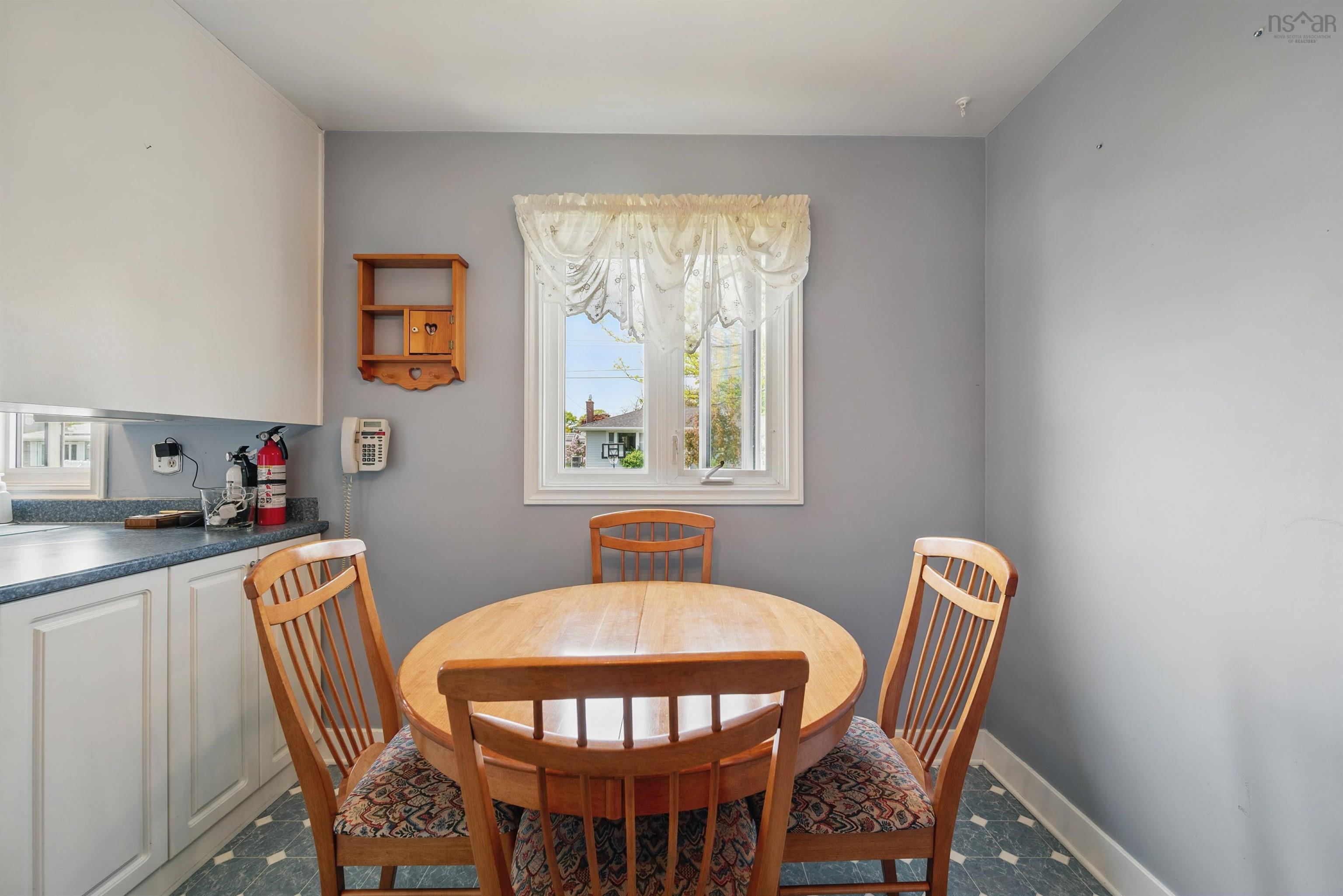 $569,900.00: 22 Moira Street, Dartmouth