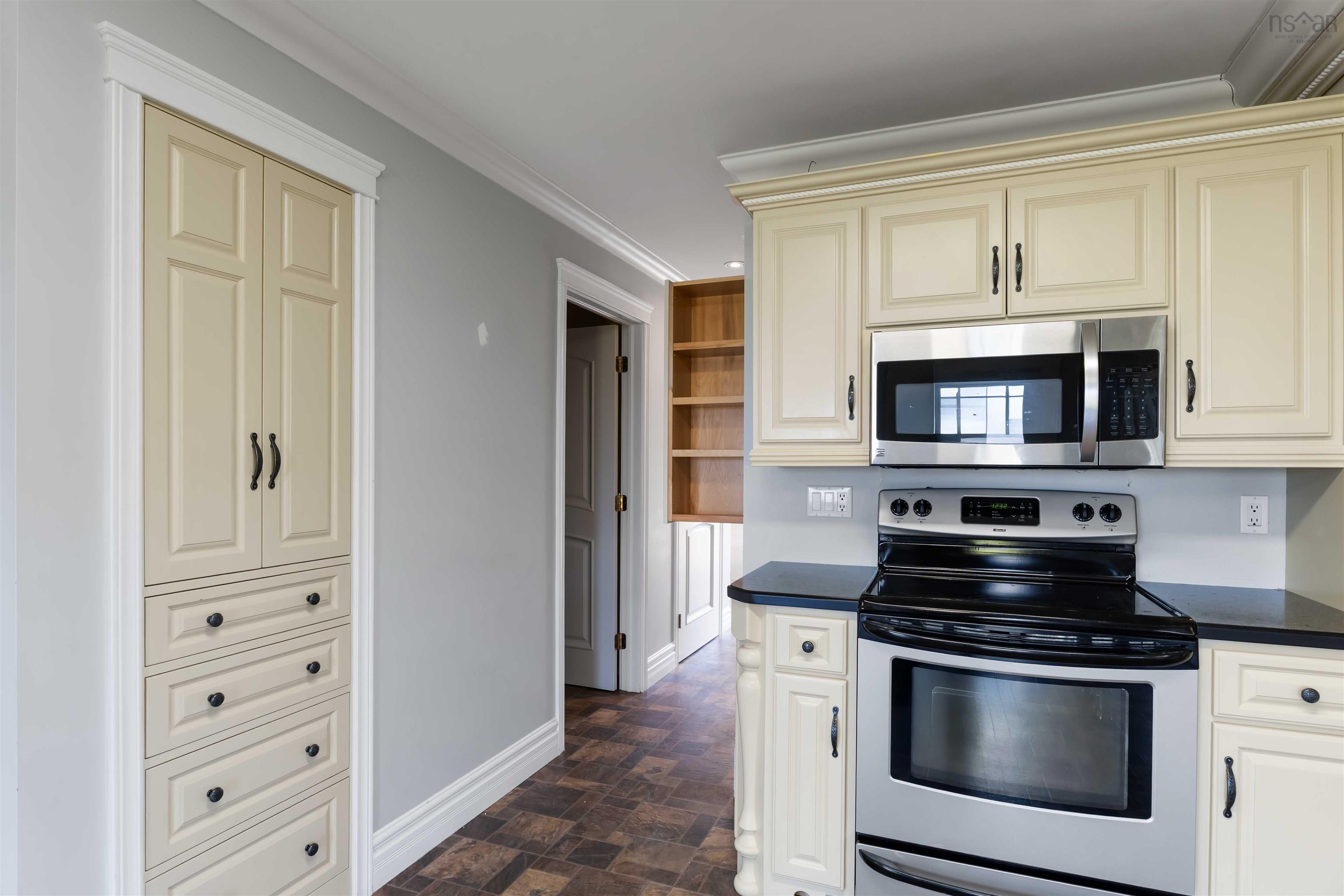 $419,200.00: 8779 Highway 101, Brighton