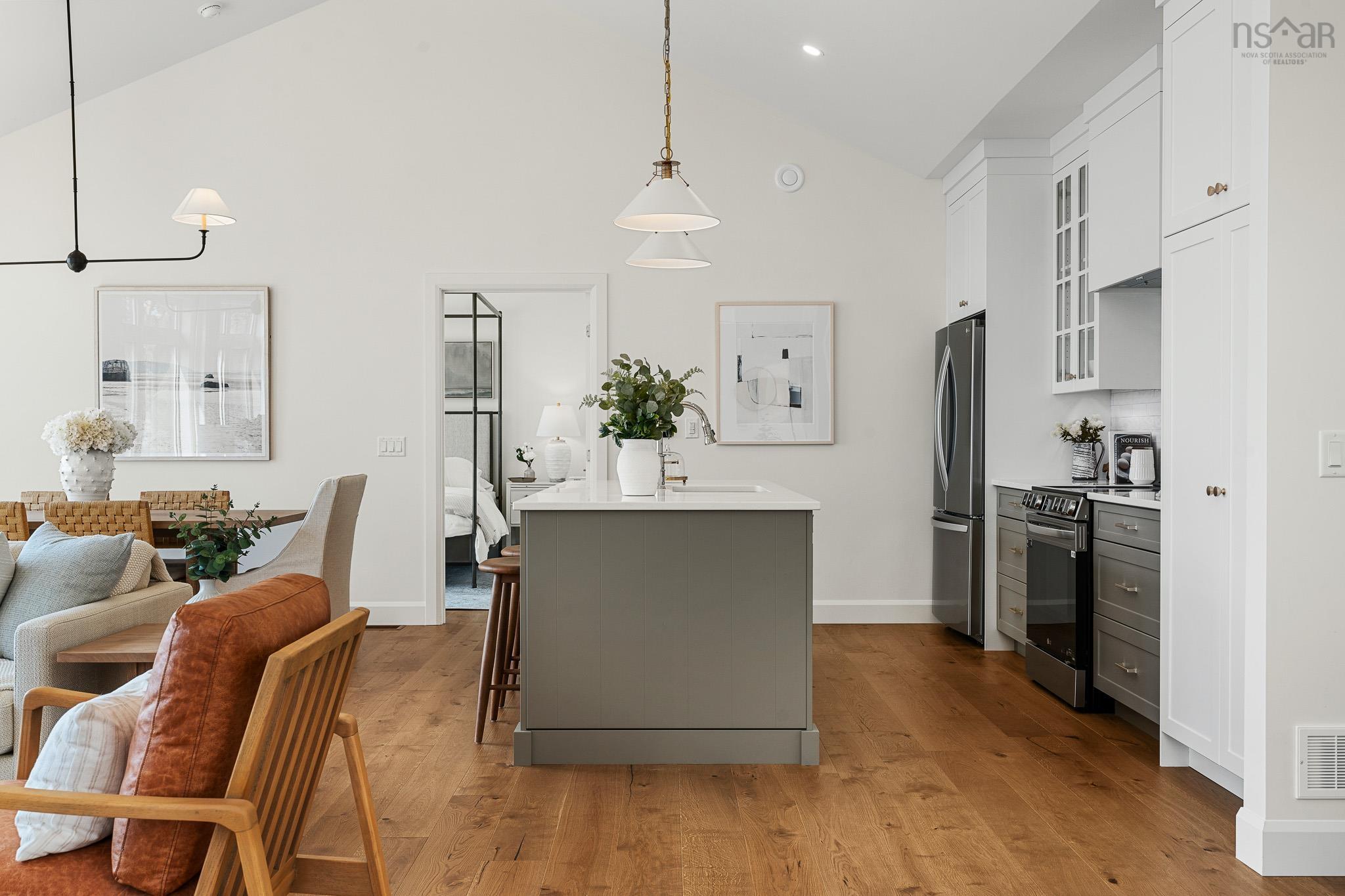 $1,400,000.00: 2249 Highway 3, East River