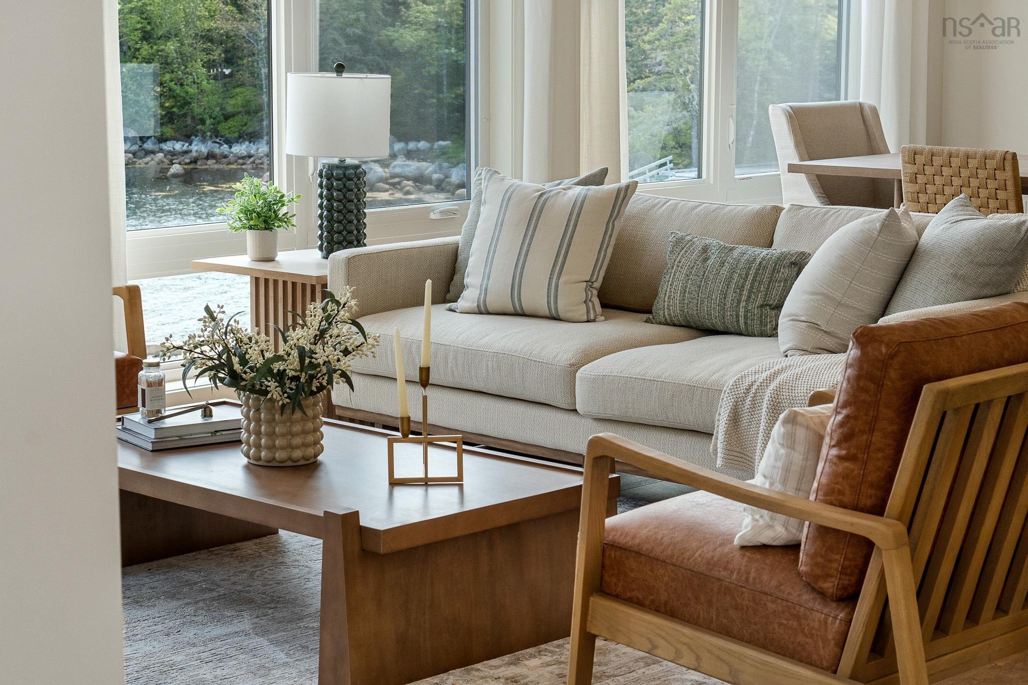 $1,400,000.00: 2249 Highway 3, East River