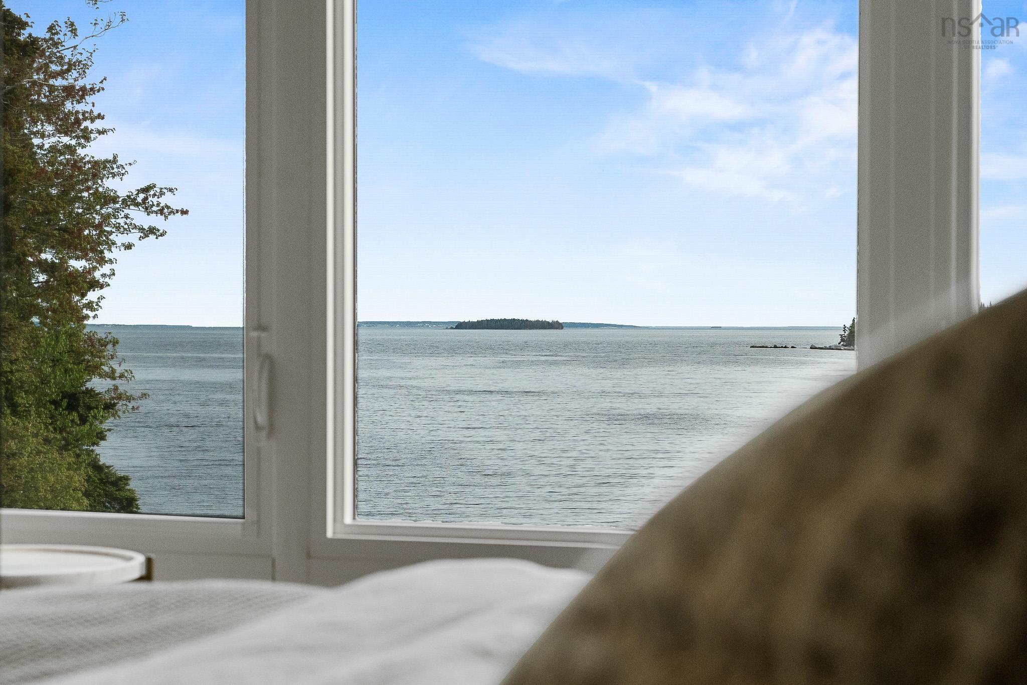 $1,400,000.00: 2249 Highway 3, East River