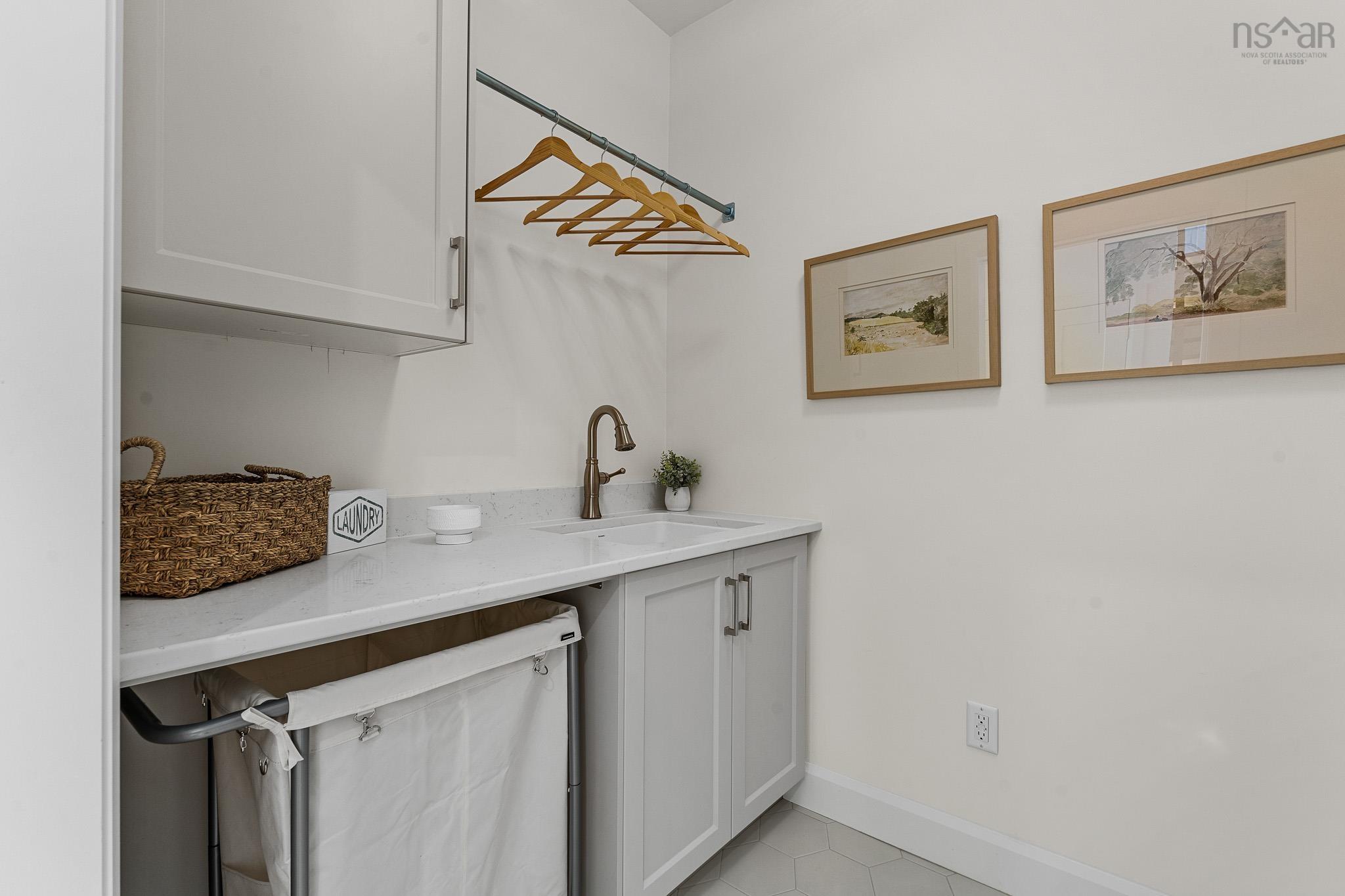 $1,400,000.00: 2249 Highway 3, East River