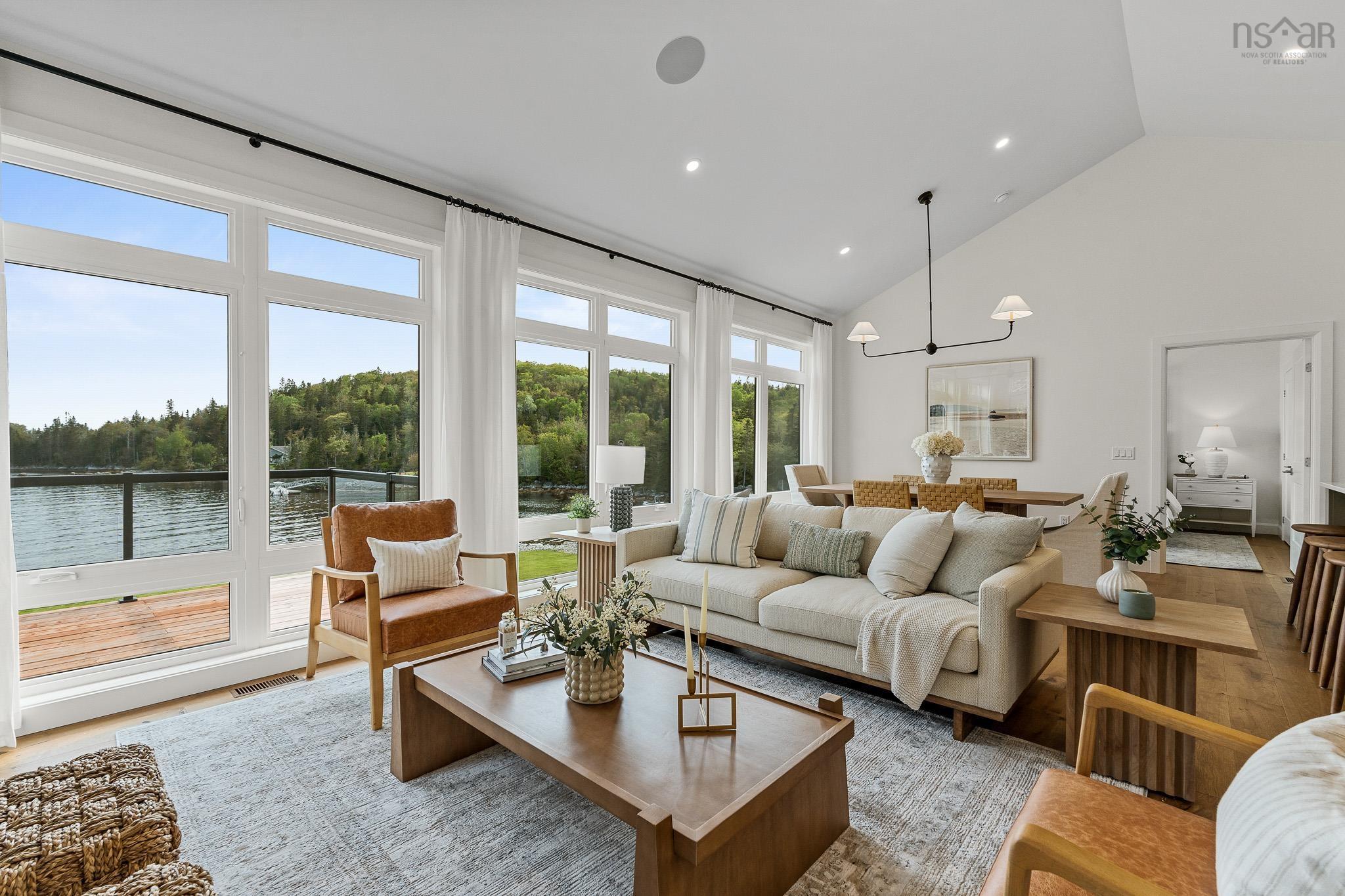 $1,400,000.00: 2249 Highway 3, East River