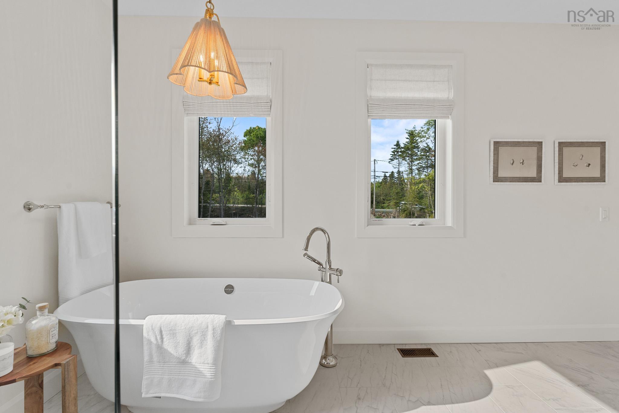 $1,400,000.00: 2249 Highway 3, East River