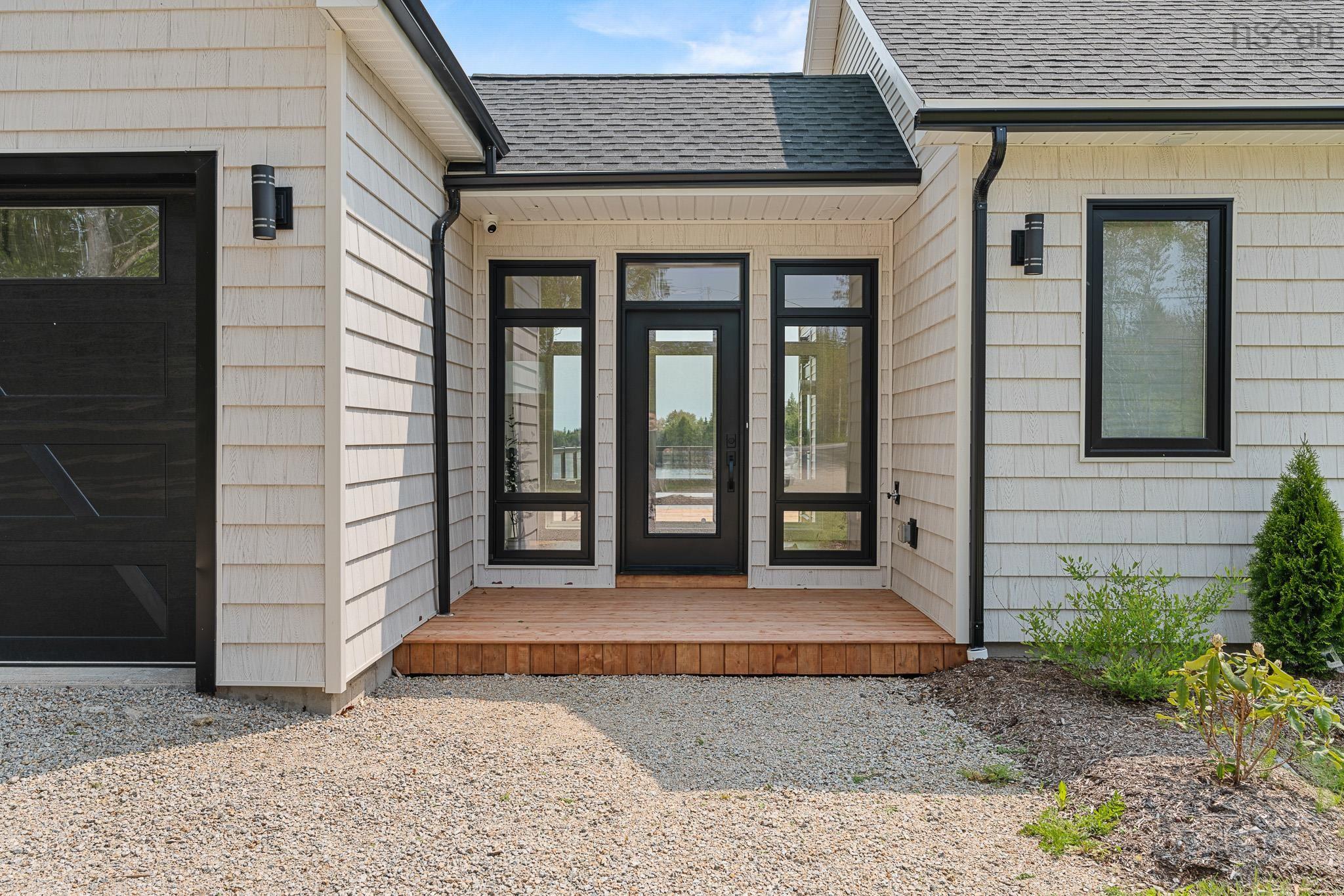 $1,400,000.00: 2249 Highway 3, East River