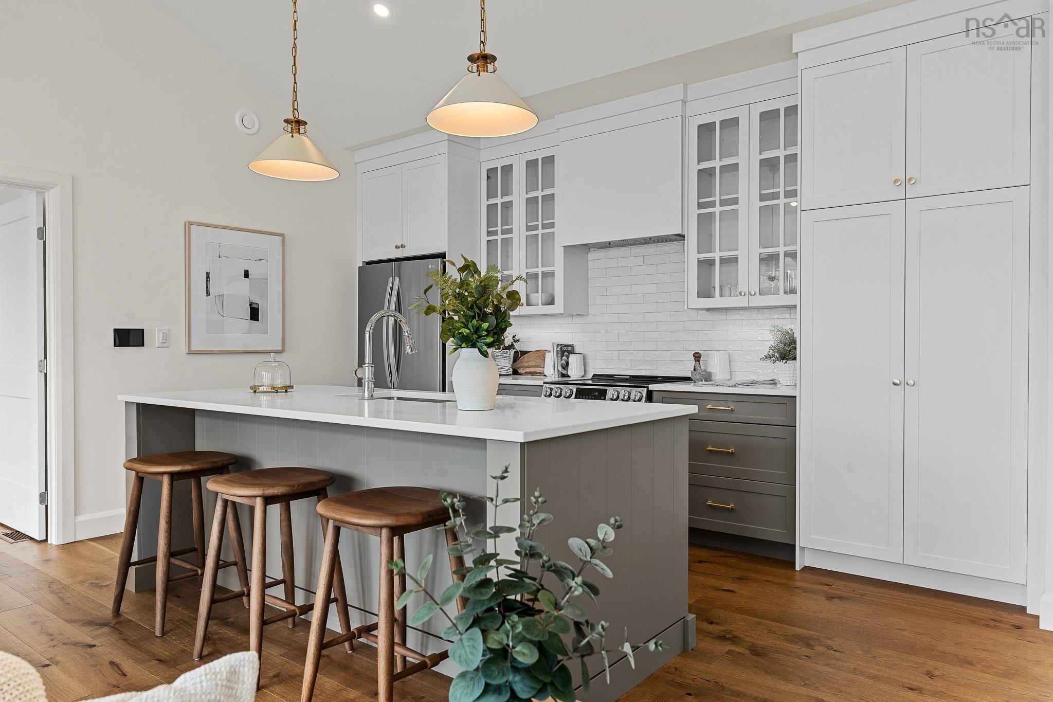 $1,400,000.00: 2249 Highway 3, East River