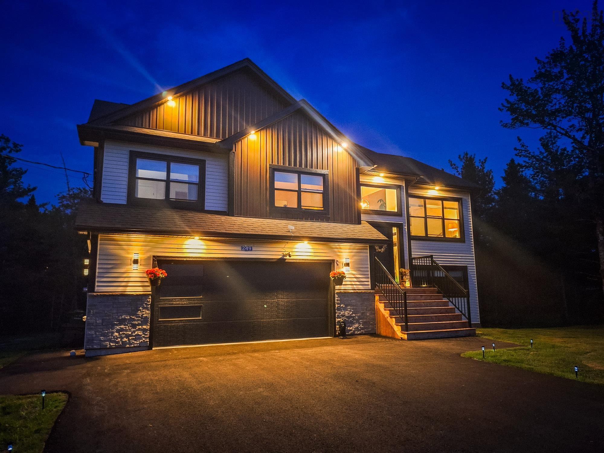 $785,000.00: 249 Rockcliffe Drive, Enfield