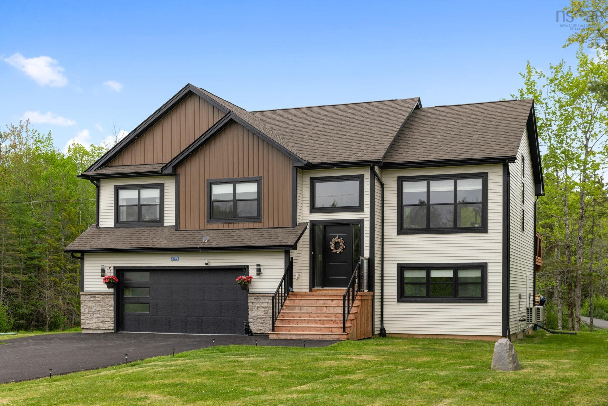 $785,000.00: 249 Rockcliffe Drive, Enfield