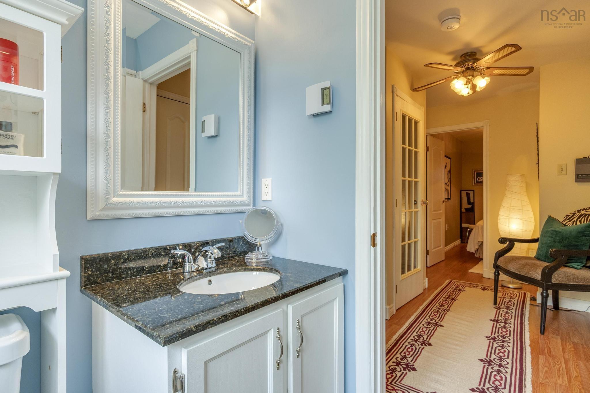 $424,999.00: 32 Oakwood Court, Dartmouth