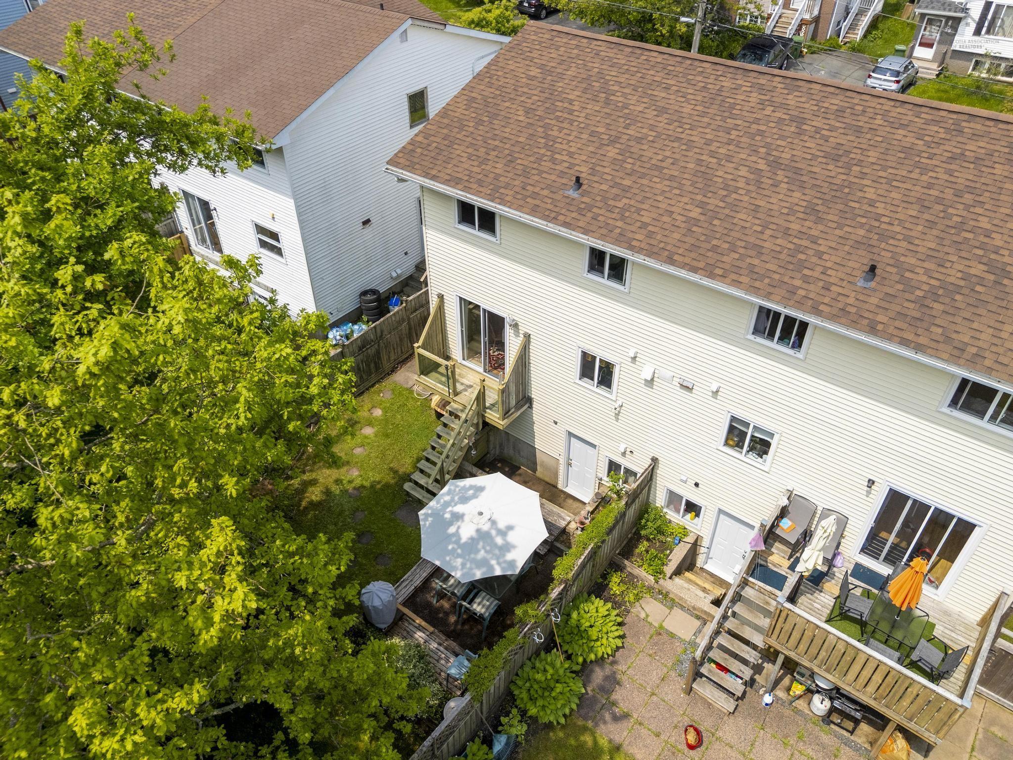$424,999.00: 32 Oakwood Court, Dartmouth