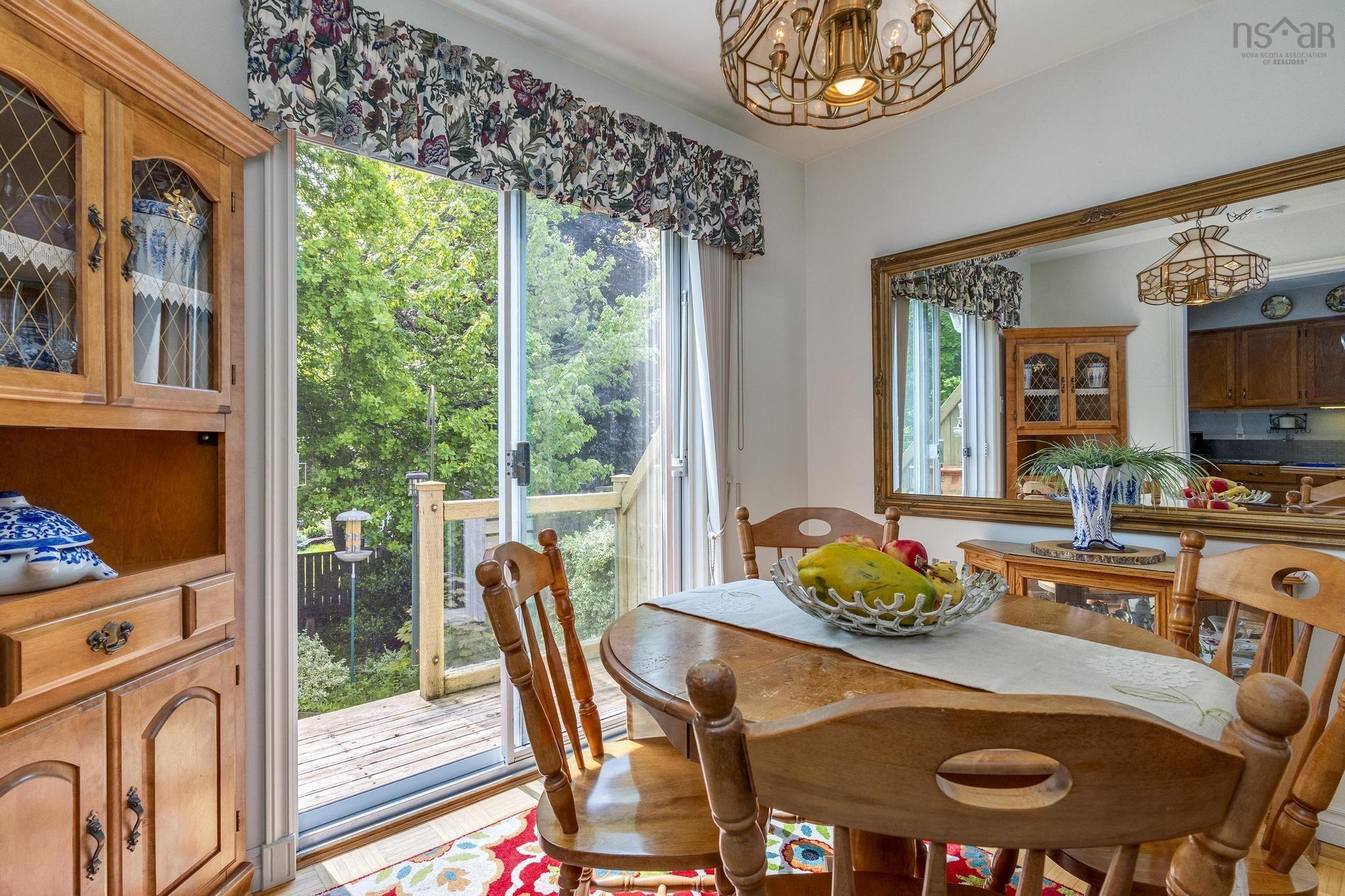 $424,999.00: 32 Oakwood Court, Dartmouth